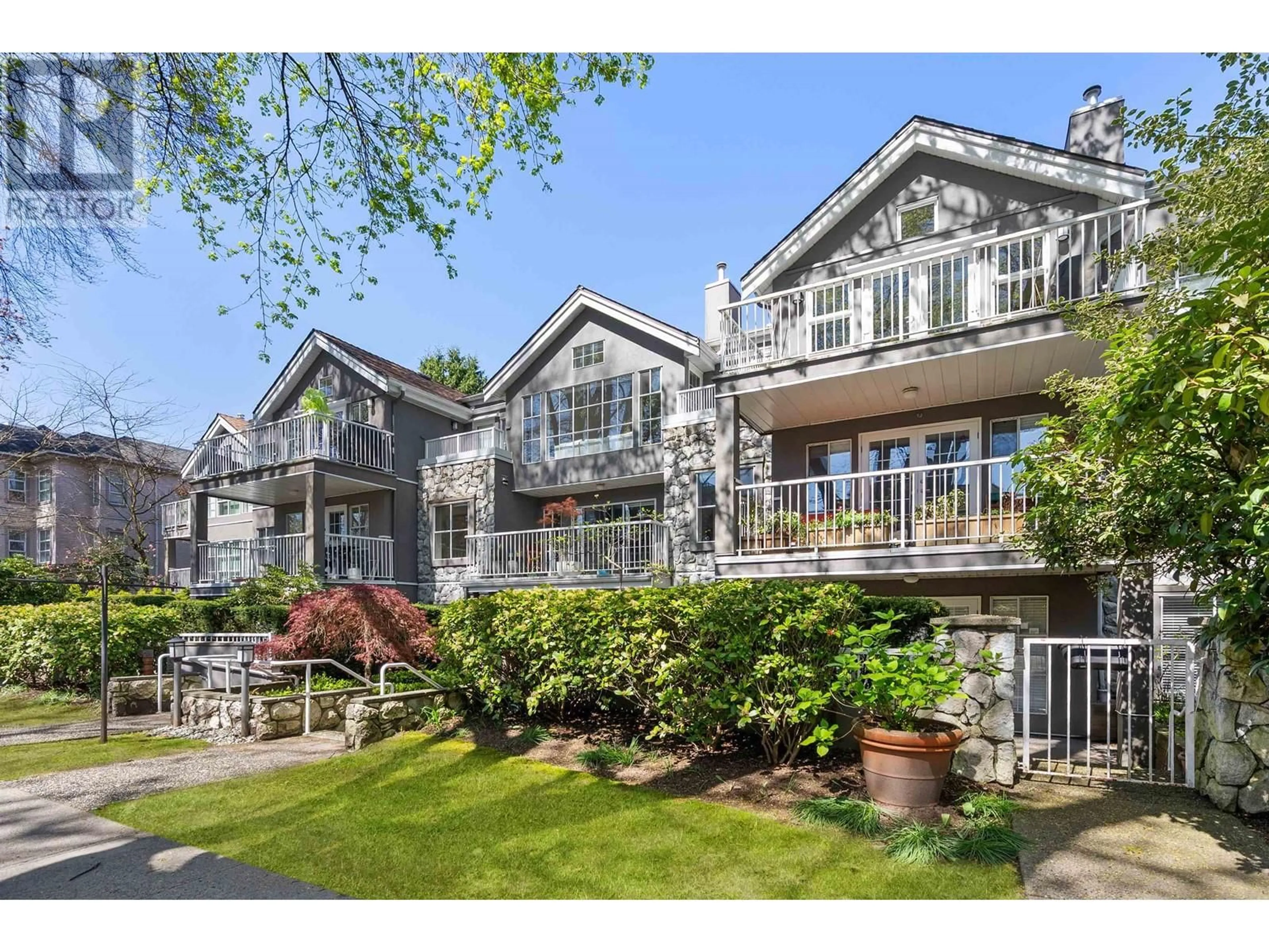 Patio, mountain view for 301 - 655 13TH AVENUE, Vancouver British Columbia V5Z1N8