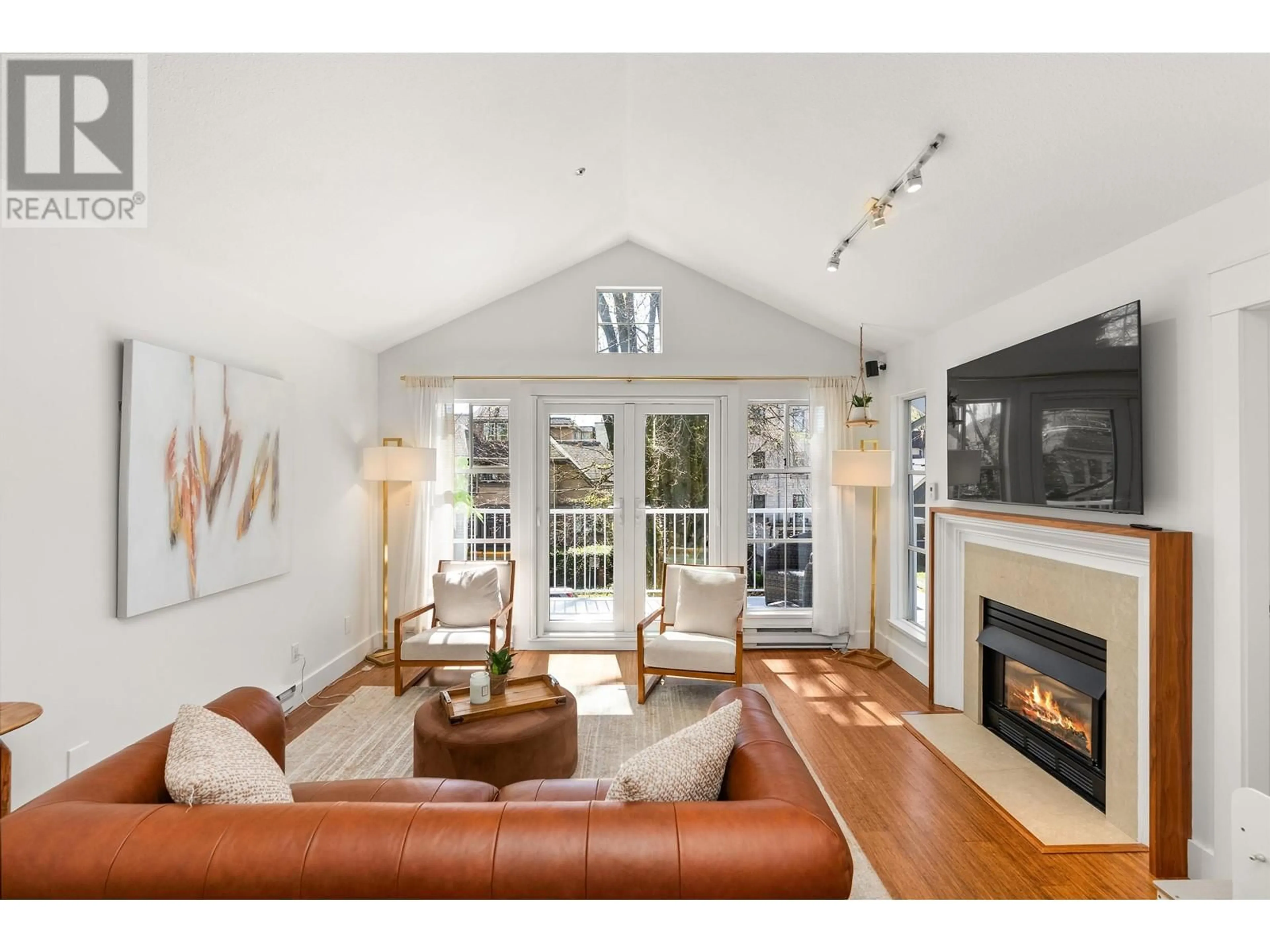 Living room with furniture, unknown for 301 - 655 13TH AVENUE, Vancouver British Columbia V5Z1N8