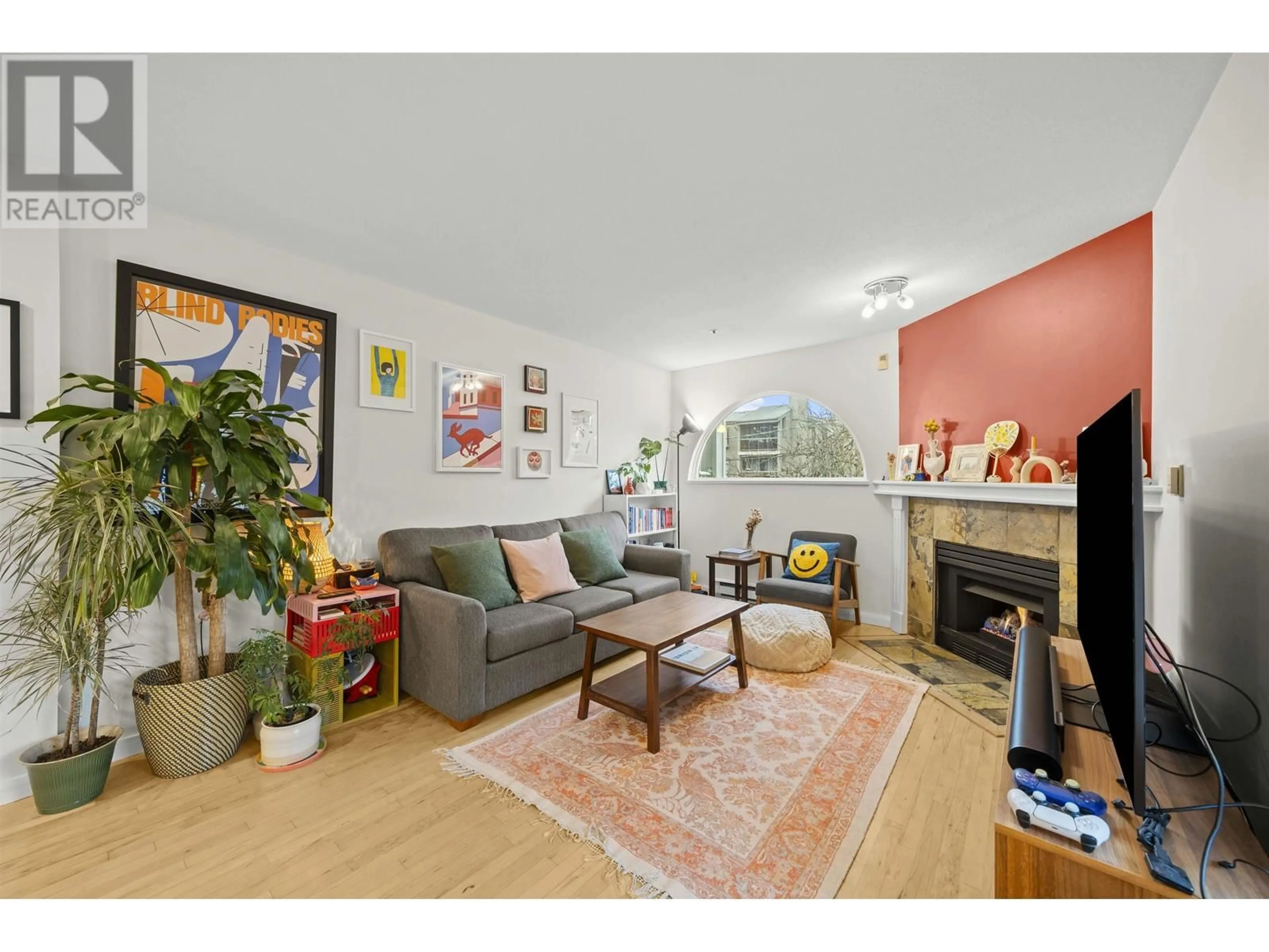 Living room with furniture, unknown for 201 - 1868 8TH AVENUE, Vancouver British Columbia V6J5G3