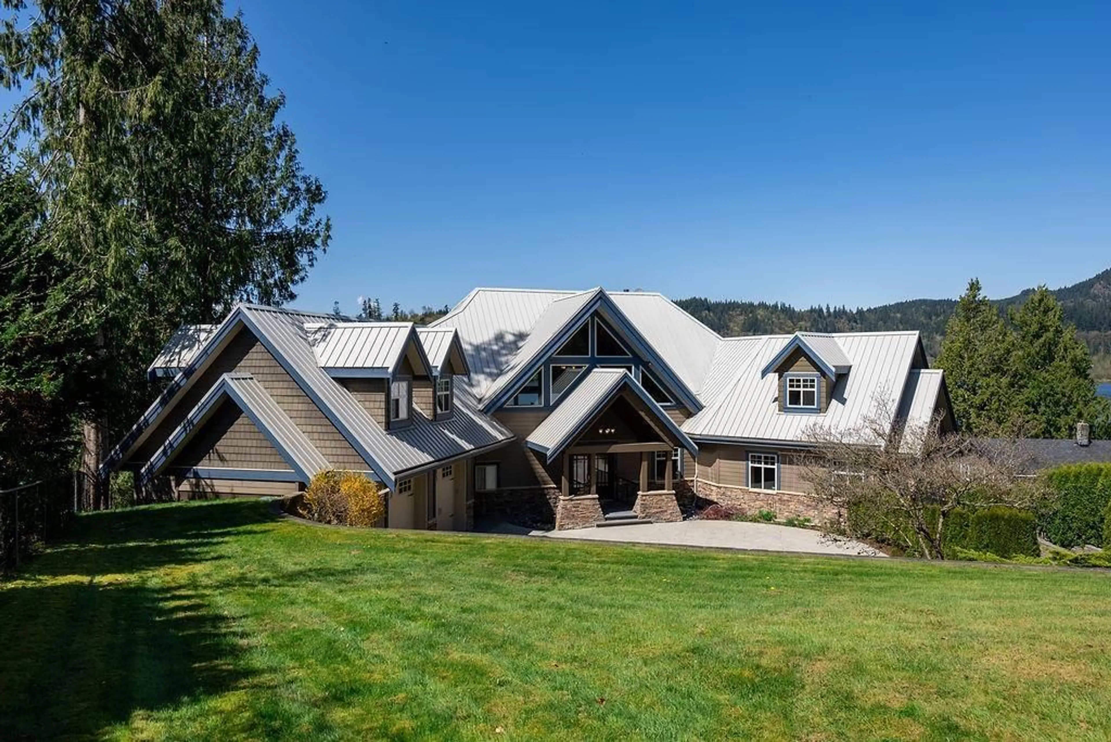 Home with vinyl exterior material, mountain view for 9663 SILVERGLEN, Mission British Columbia V4S1J2