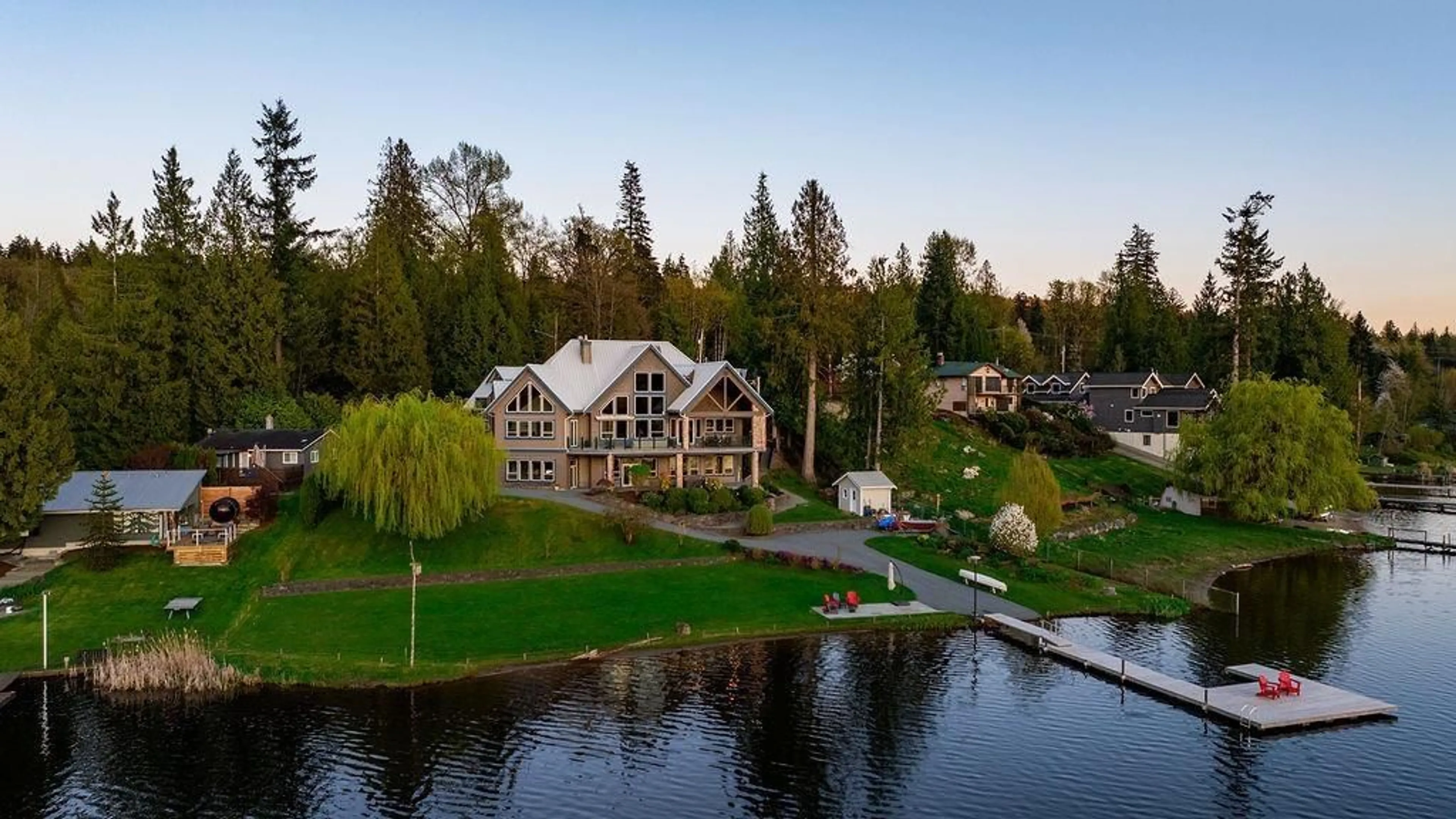 A pic from outside/outdoor area/front of a property/back of a property/a pic from drone, water/lake/river/ocean view for 9663 SILVERGLEN, Mission British Columbia V4S1J2