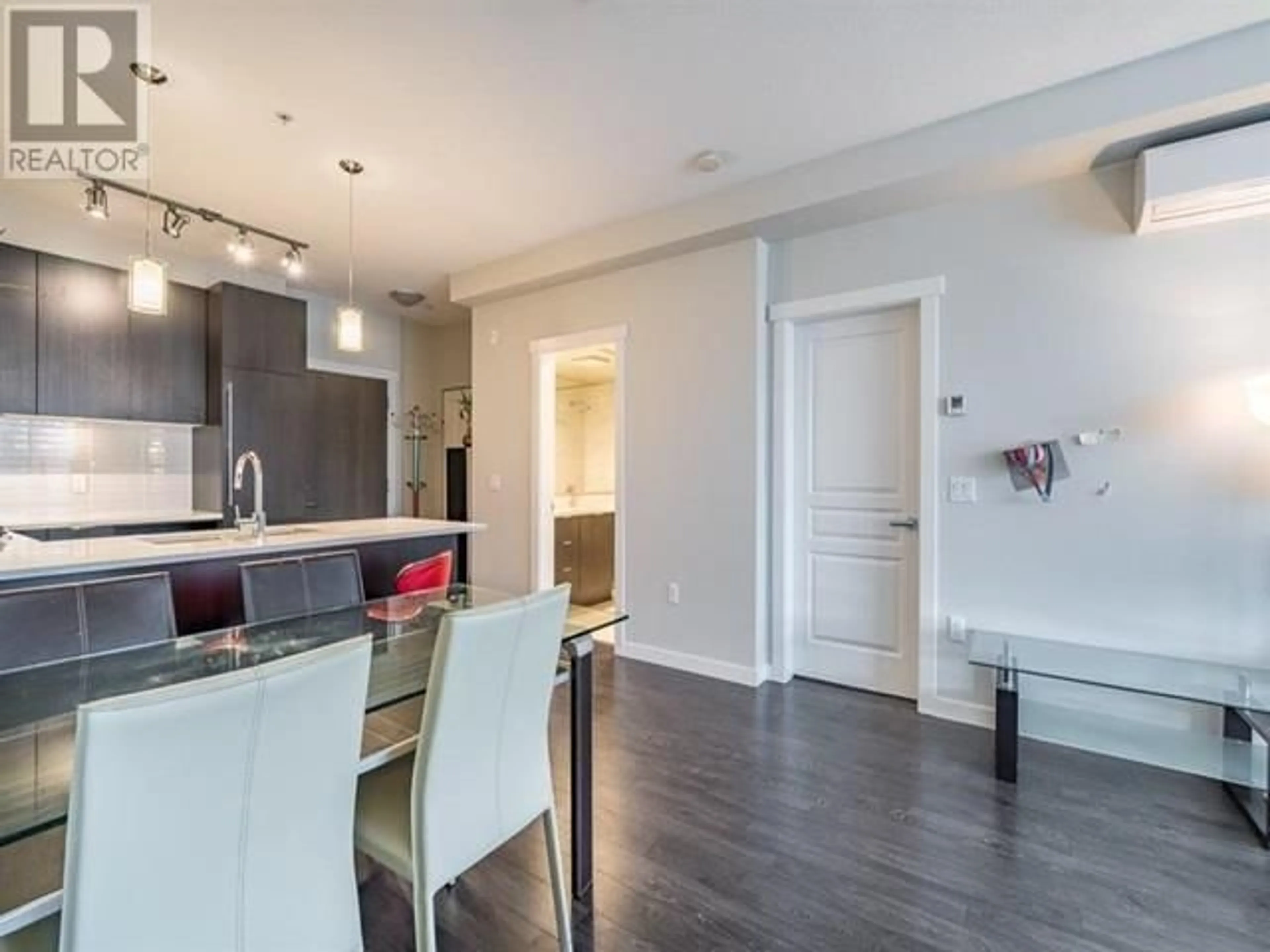 Open concept kitchen, wood/laminate floor for 322 - 9311 ALEXANDRA ROAD, Richmond British Columbia V6X0L8