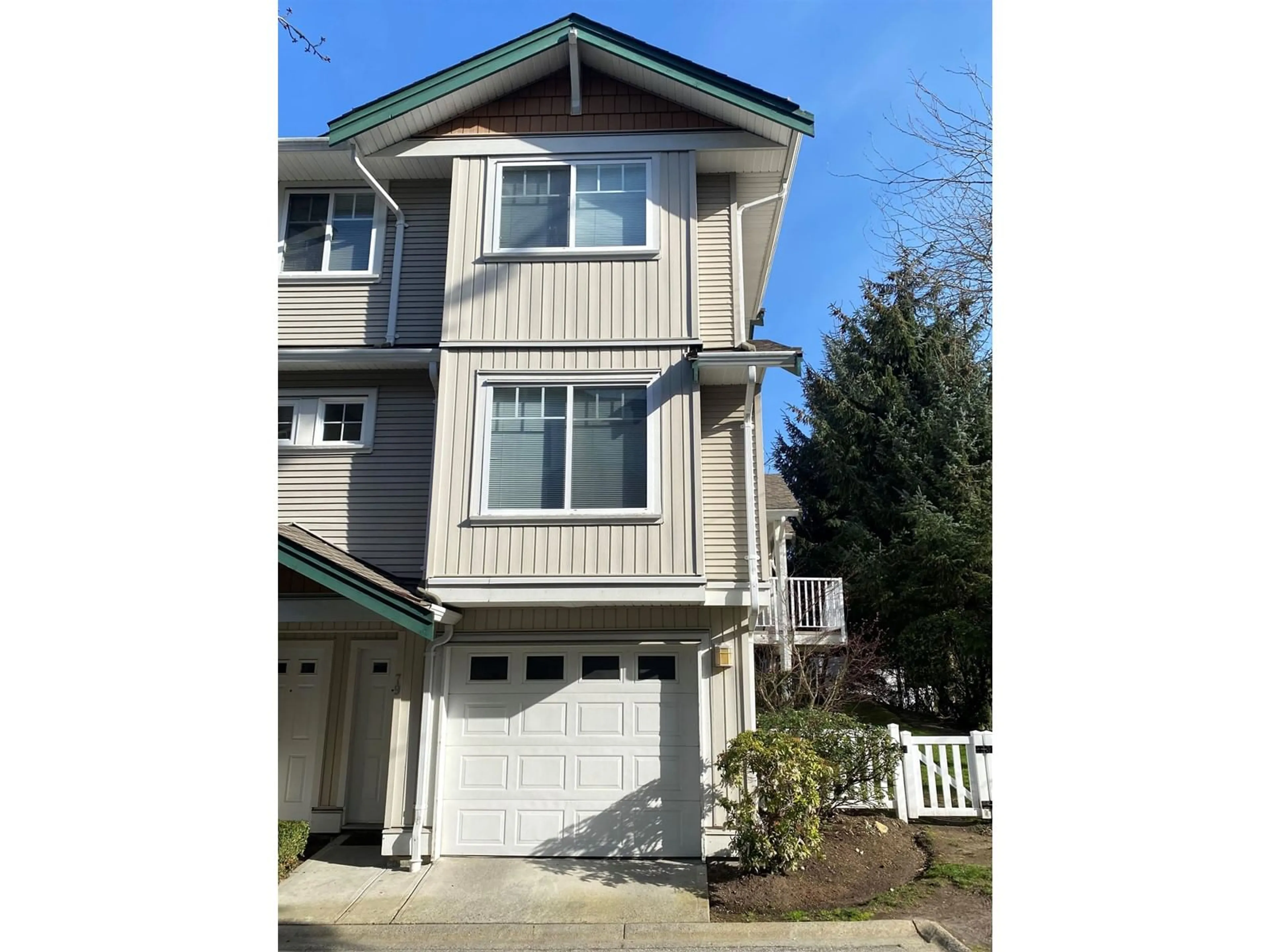 Home with vinyl exterior material, street for 79 - 12711 64, Surrey British Columbia V3W1X1