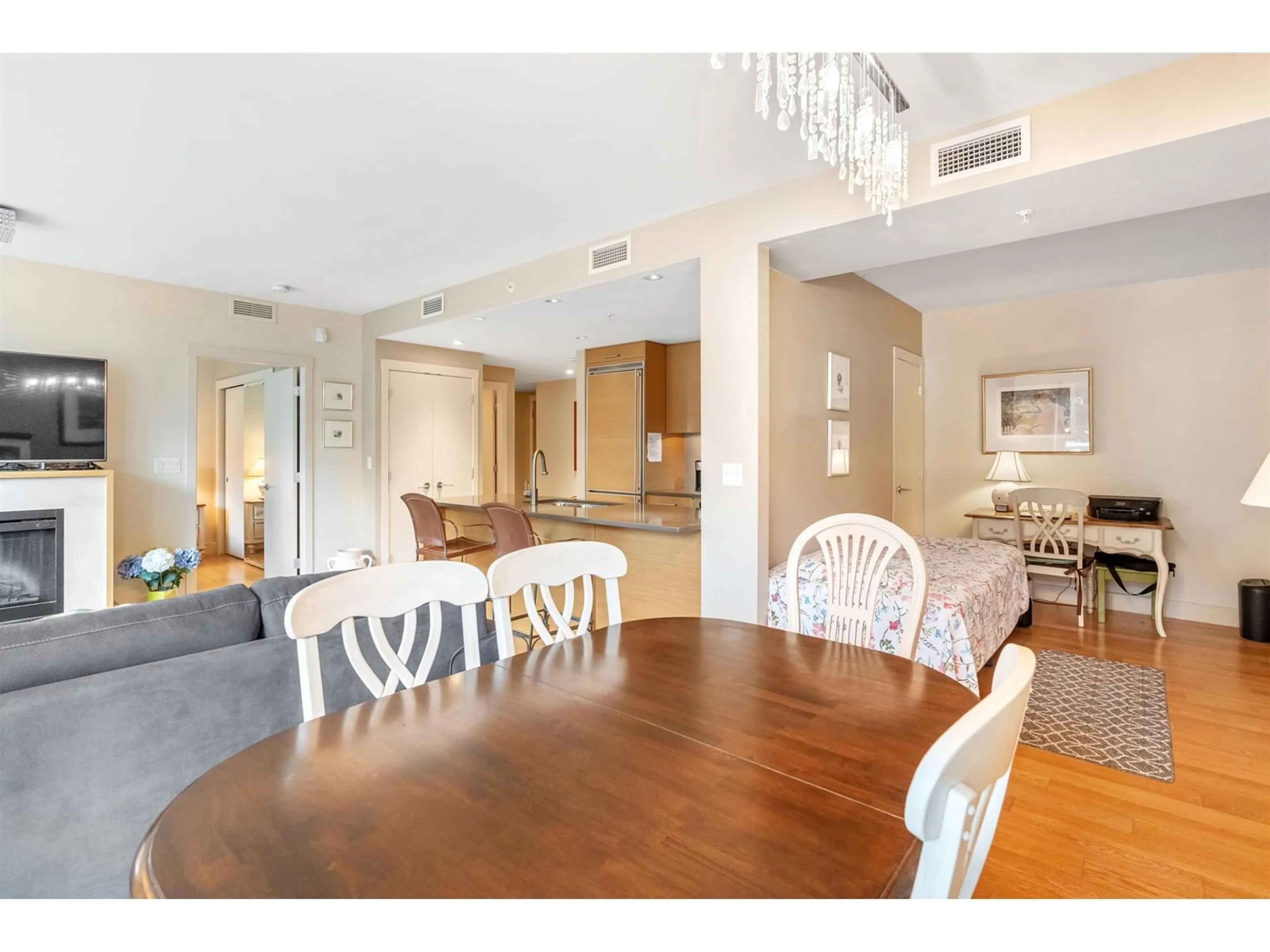 Dining room, unknown for 303 - 1473 JOHNSTON, White Rock British Columbia V4B3Z4