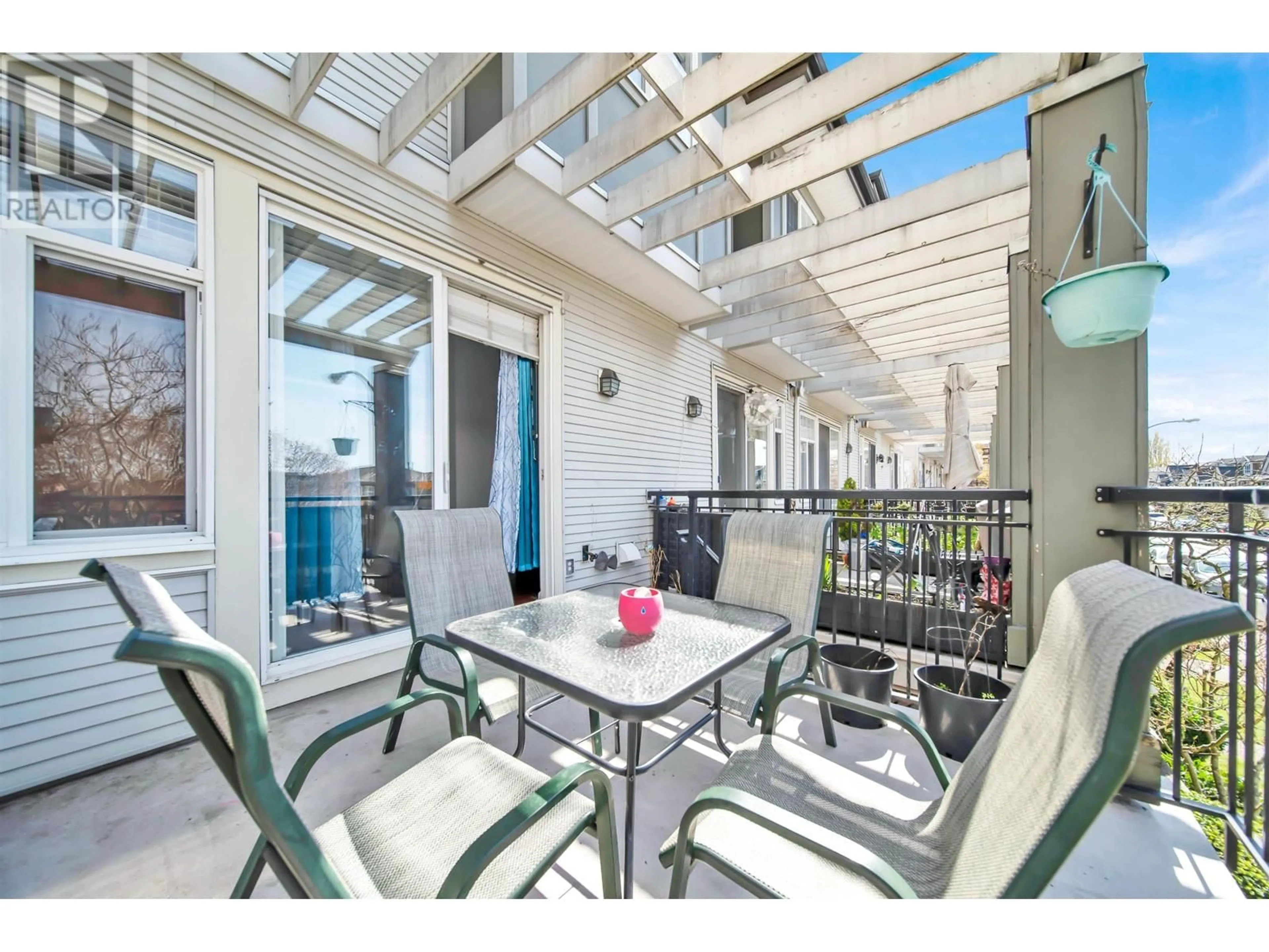 Patio, street for 25 - 1010 EWEN AVENUE, New Westminster British Columbia V3M5C9
