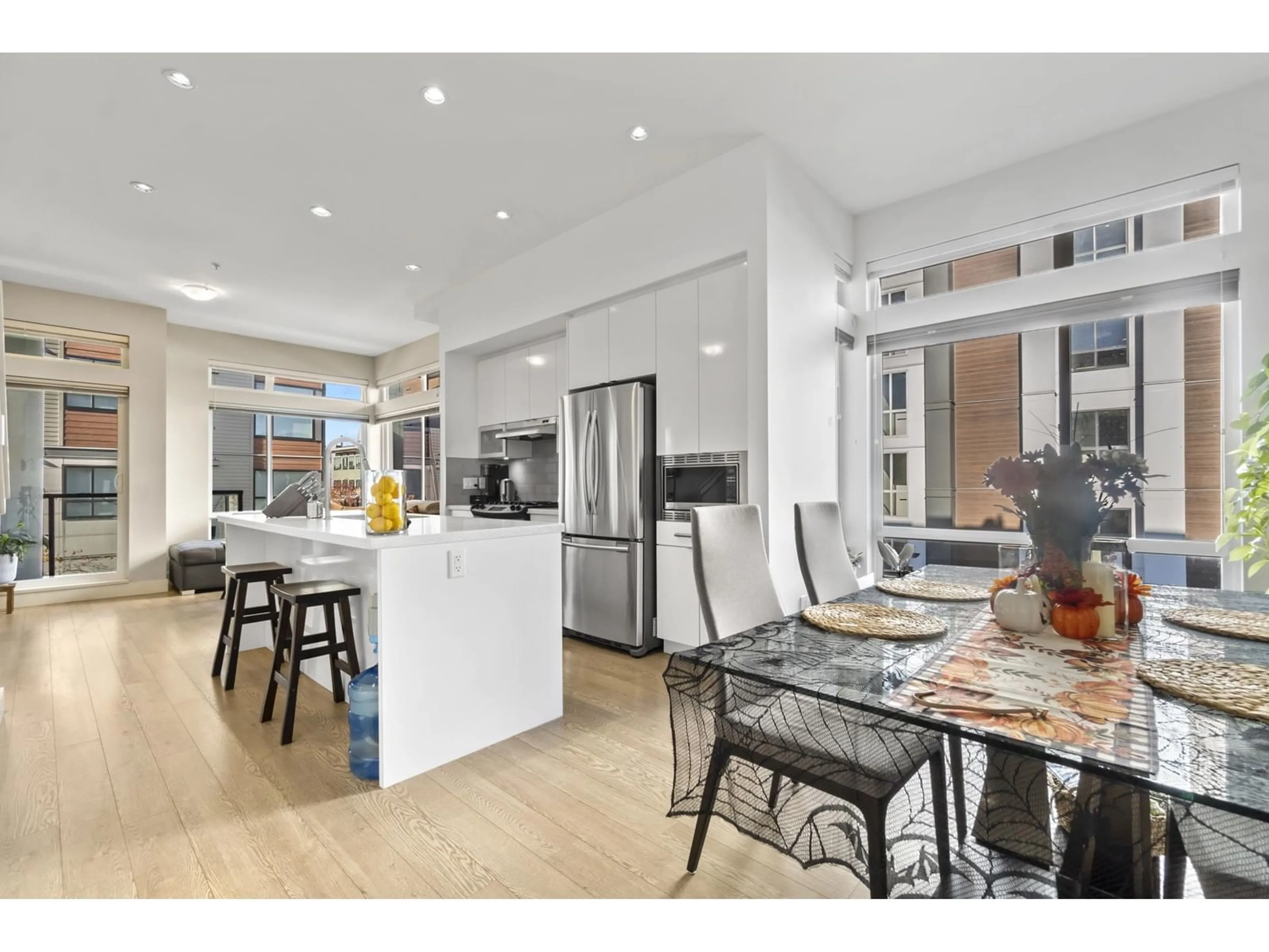Open concept kitchen, unknown for 44 - 7811 209, Langley British Columbia V2Y0P2