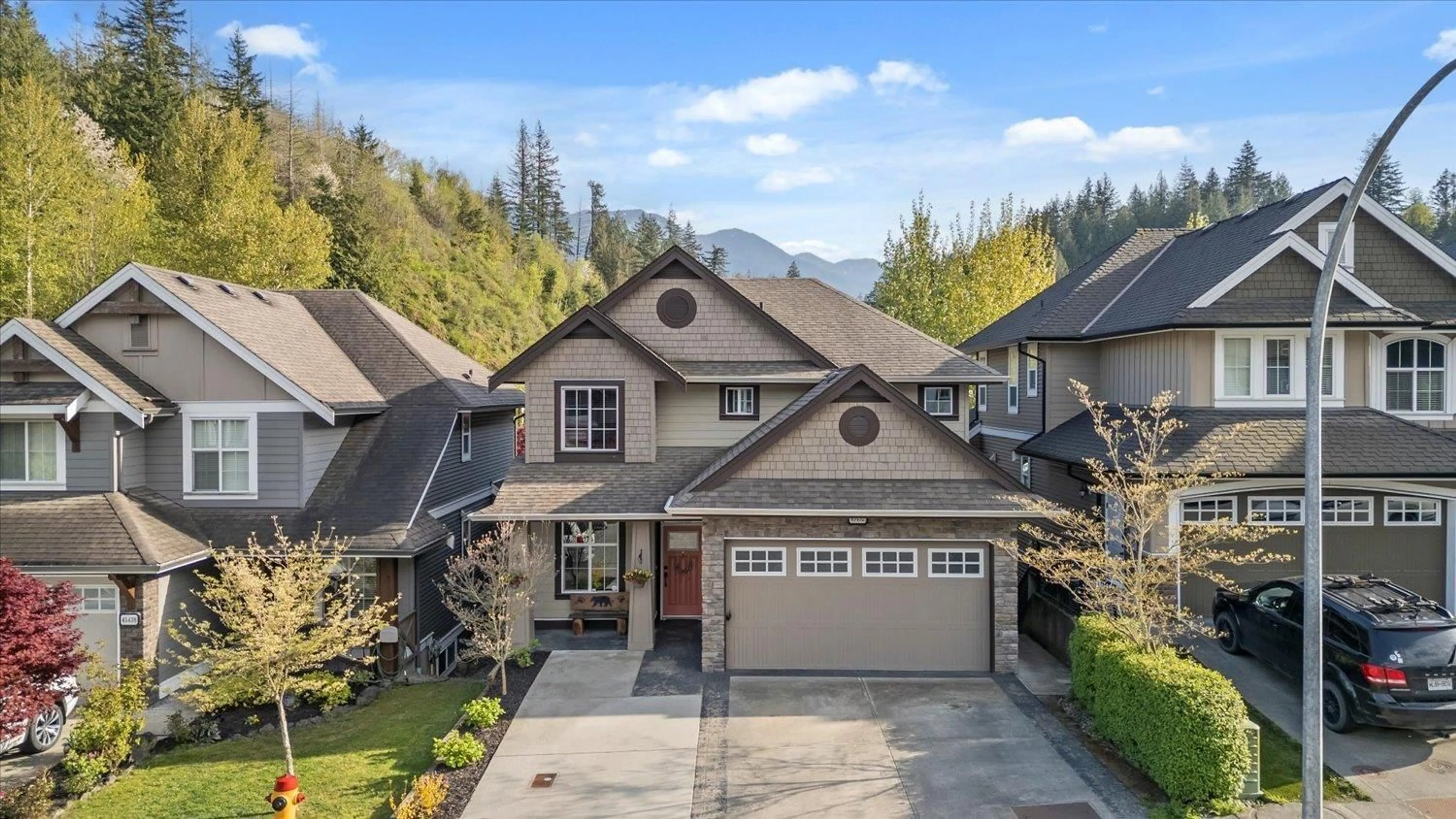 A pic from outside/outdoor area/front of a property/back of a property/a pic from drone, unknown for 45432 ARIEL PLACE, Cultus Lake British Columbia V2R0K7