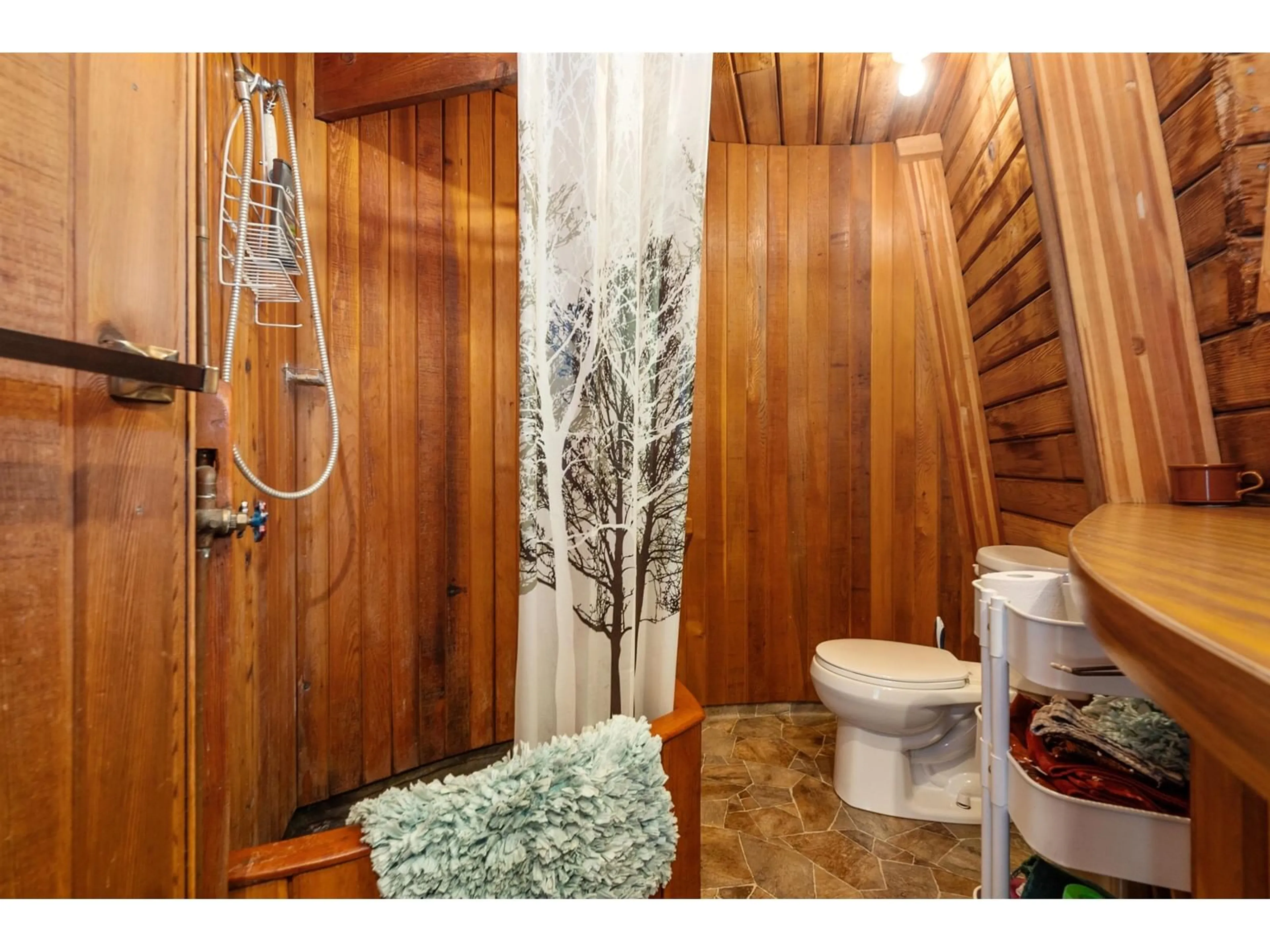 Standard bathroom, unknown for 71649 PITCH PLACE, Sunshine Valley British Columbia V0X1L5