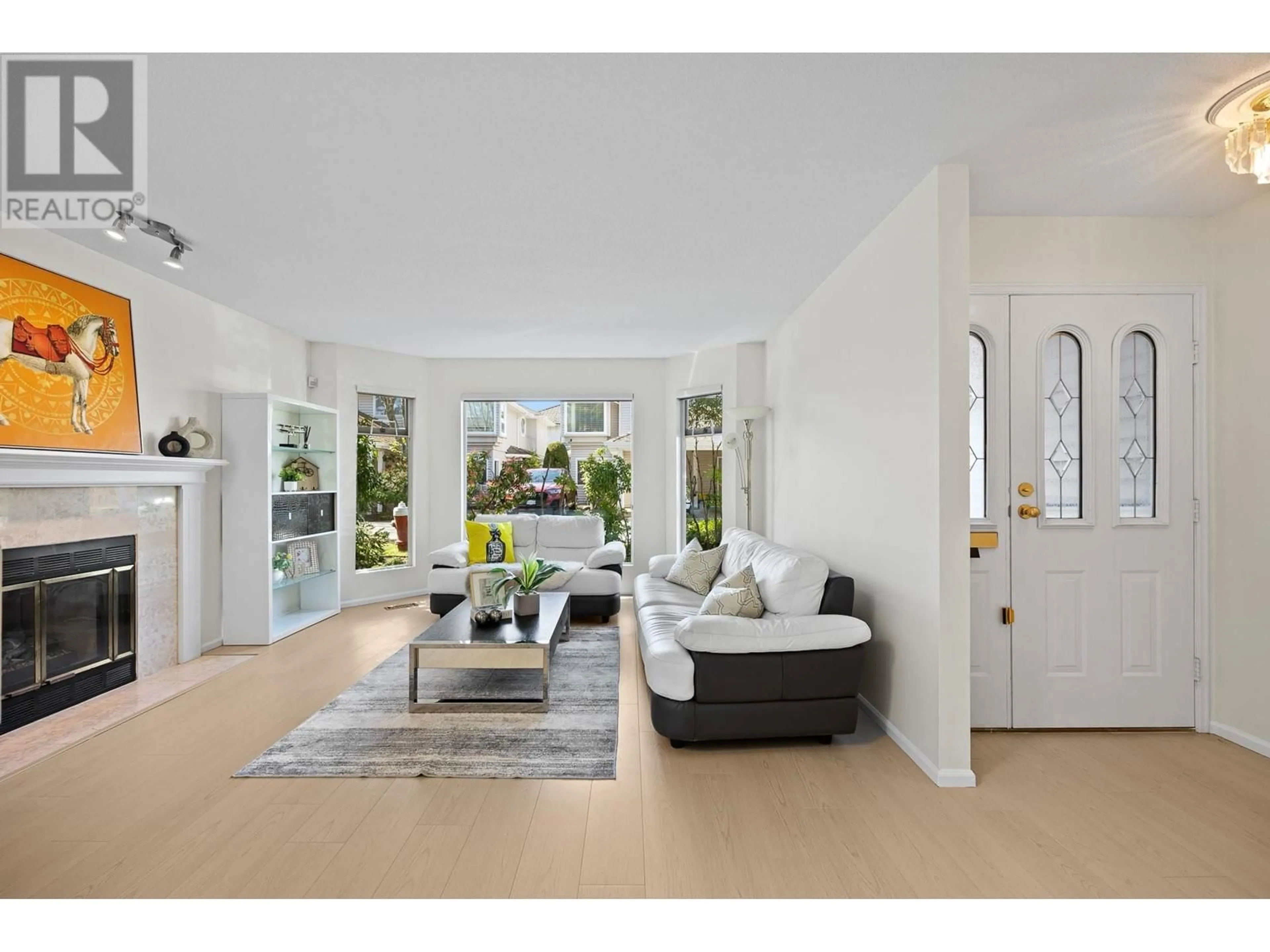 Living room with furniture, unknown for 13 - 5311 LACKNER CRESCENT, Richmond British Columbia V7E6B7