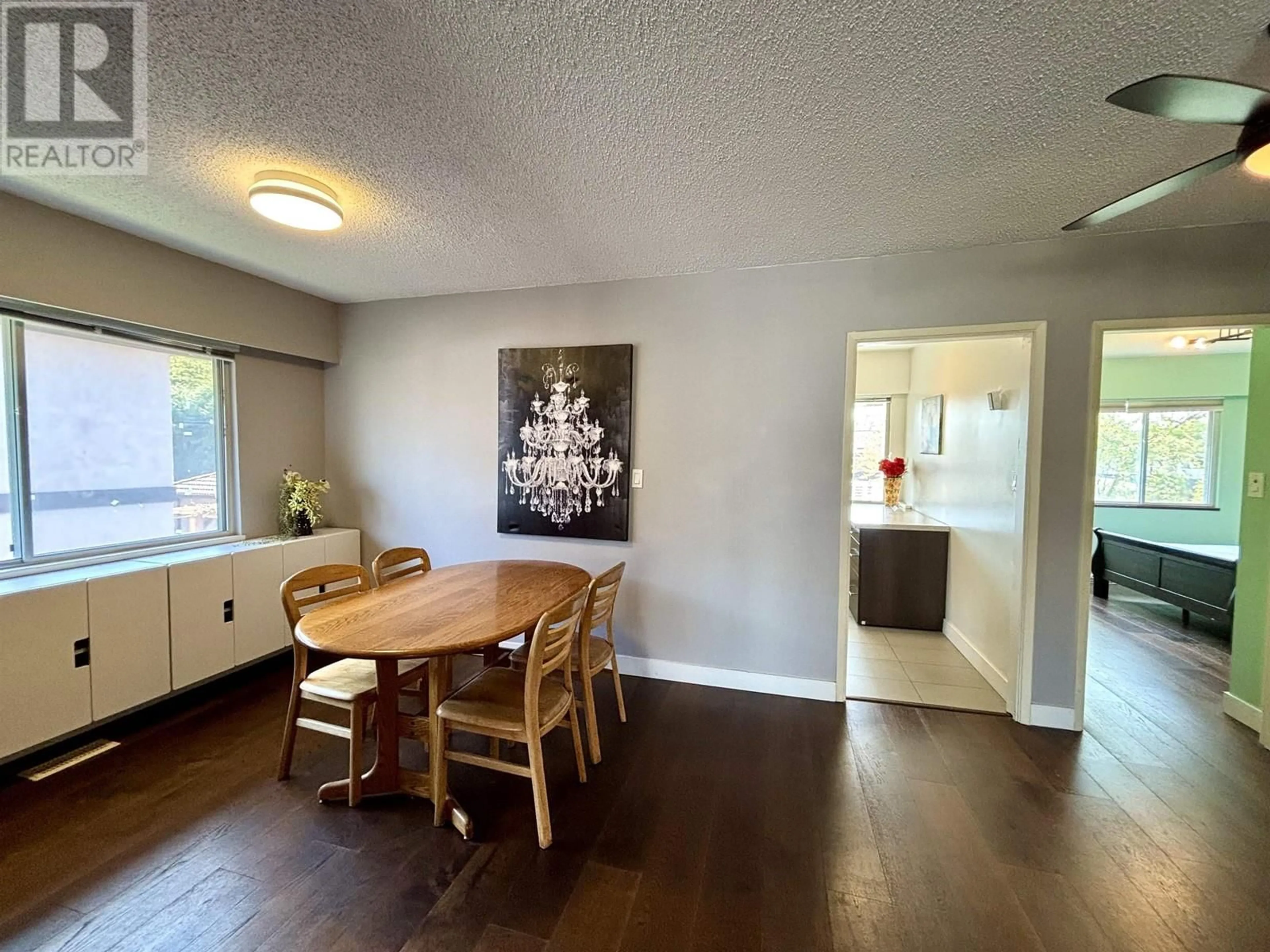 A pic of a room for 6932 KITCHENER STREET, Burnaby British Columbia V5B2J9