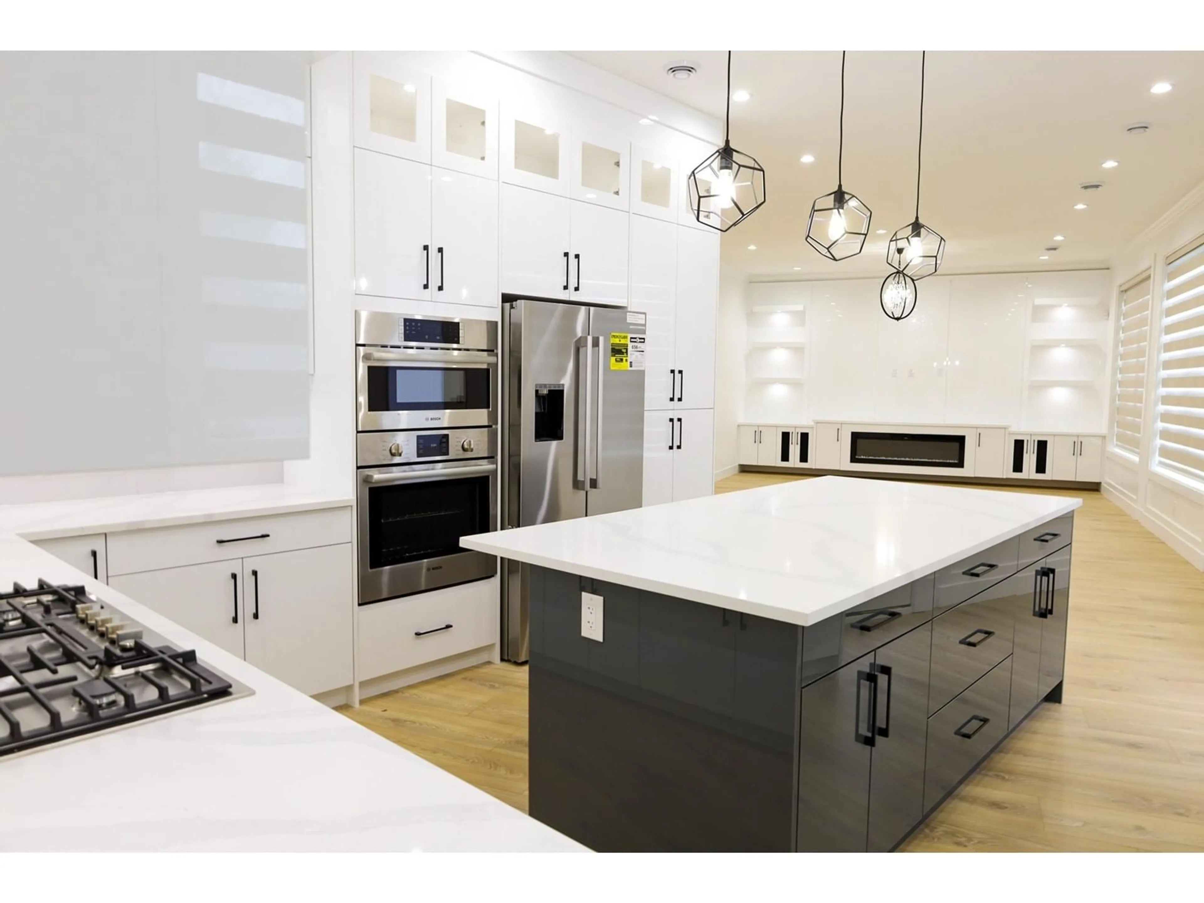Contemporary kitchen, unknown for 9965 173B, Surrey British Columbia V3S4B1