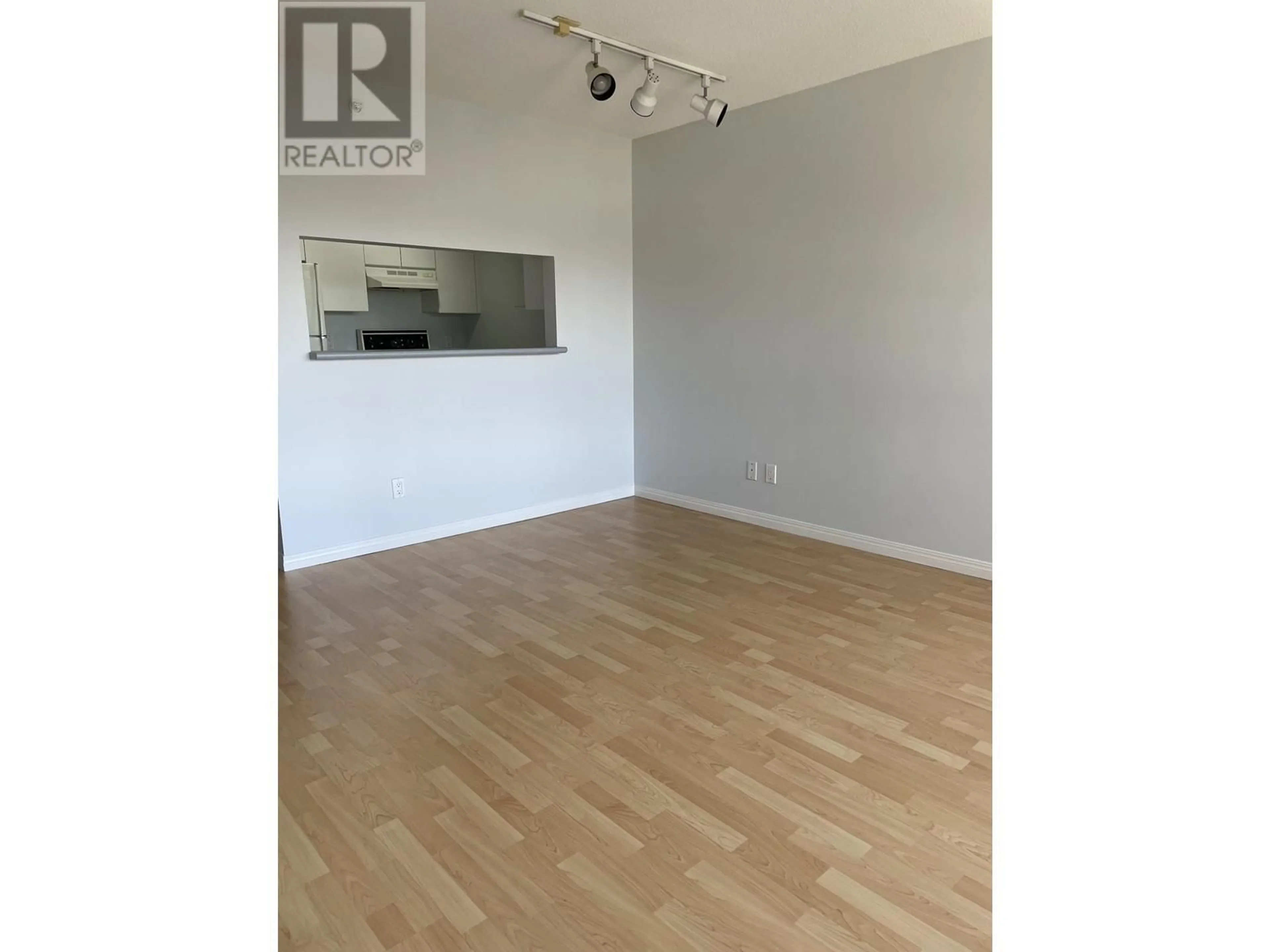 A pic of a room for 611 - 3489 ASCOT PLACE, Vancouver British Columbia V5R6B6
