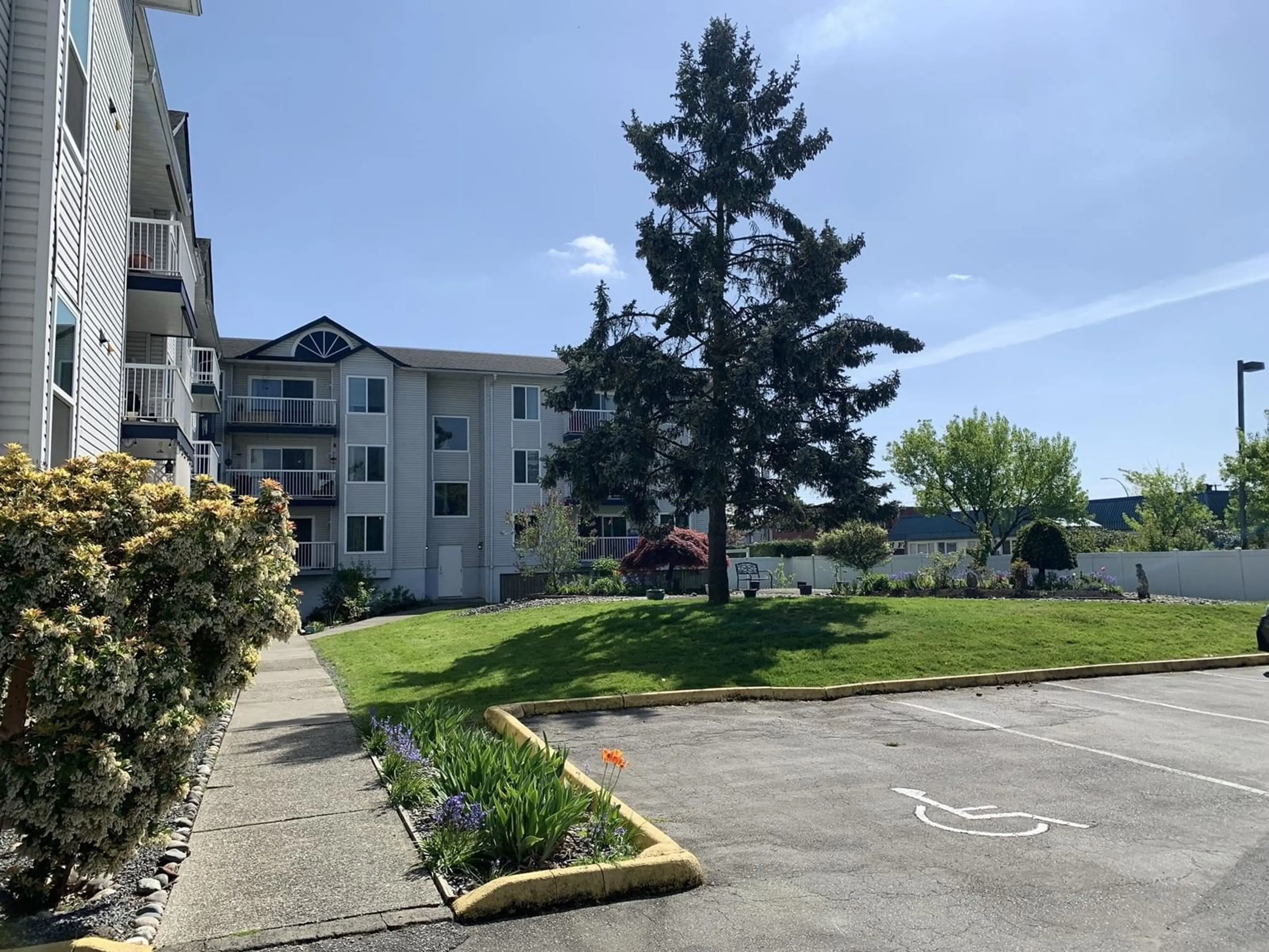 A pic from outside/outdoor area/front of a property/back of a property/a pic from drone, water/lake/river/ocean view for 309 - 17695 58, Surrey British Columbia V3S1L5