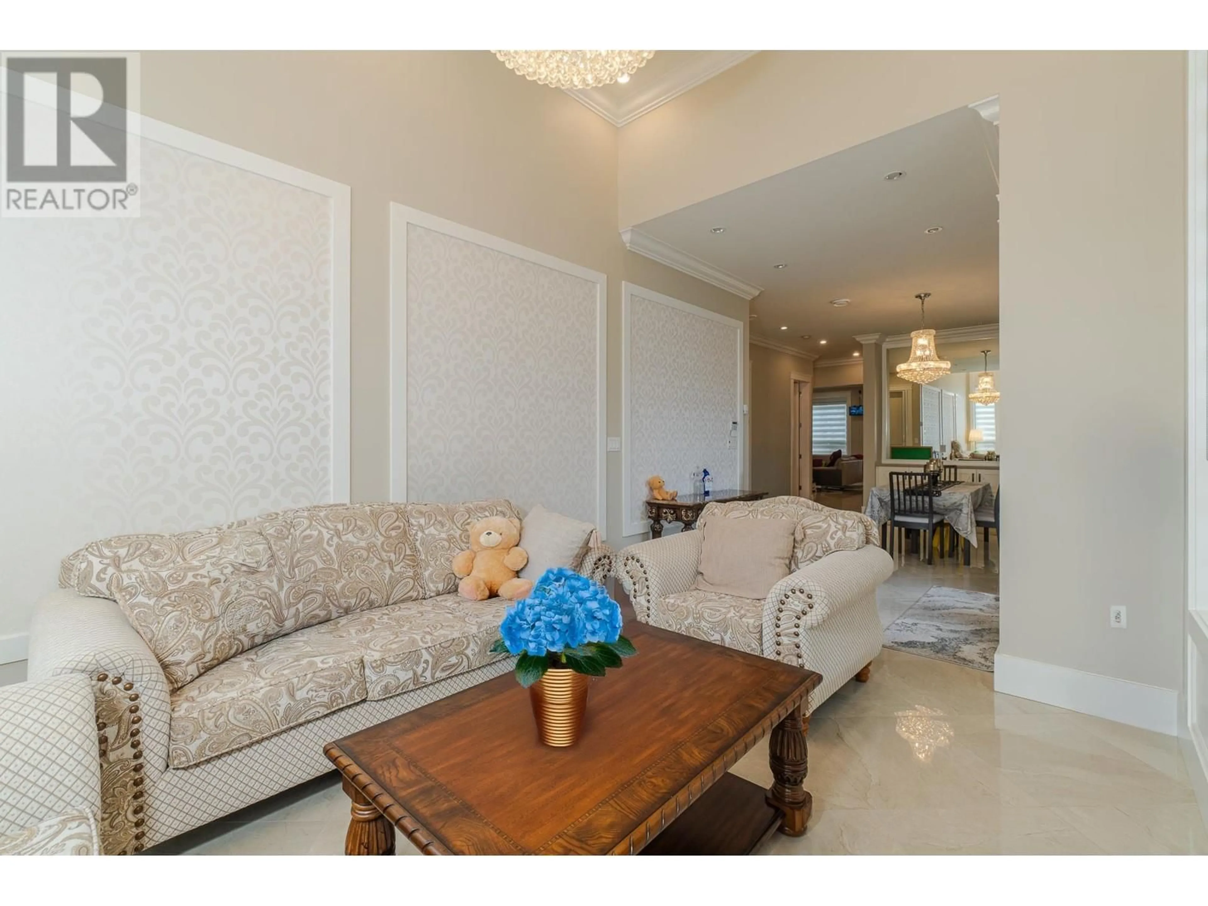 Living room with furniture, ceramic/tile floor for 7091 BRIDGE STREET, Richmond British Columbia V6Y2S6