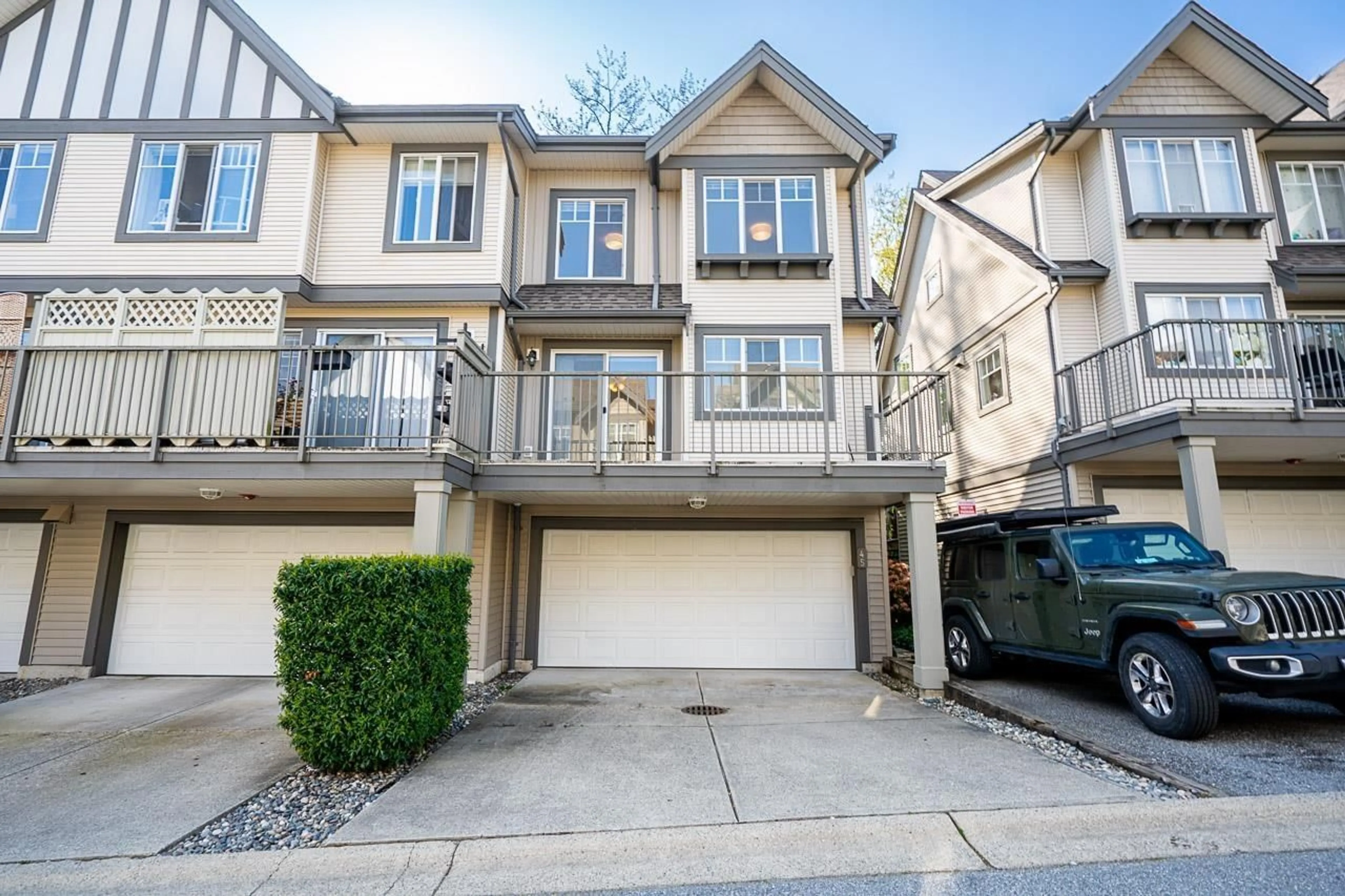 Unknown for 45 - 20038 70, Langley British Columbia V2Y0B4