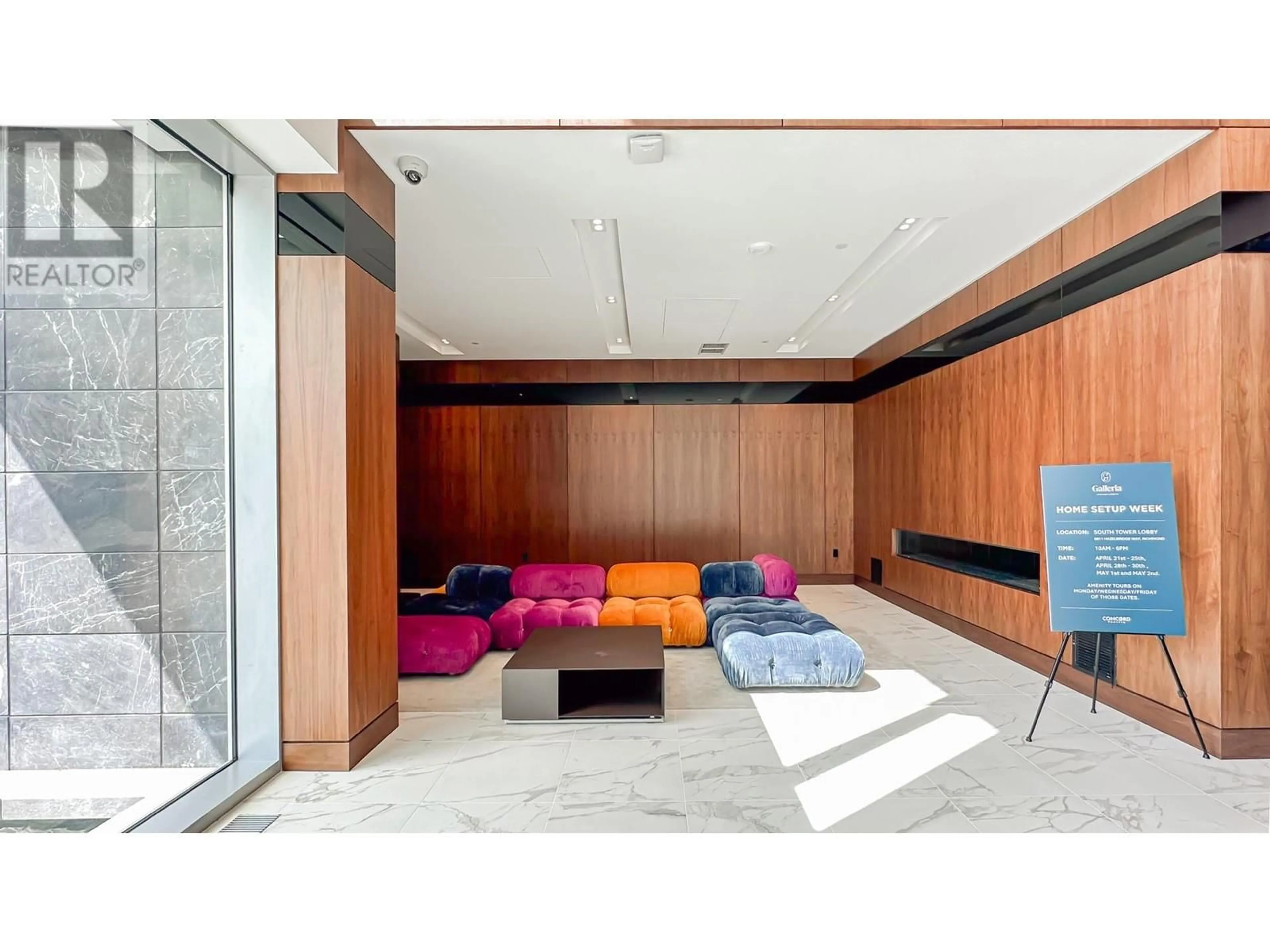 Lobby for 712 - 8611 HAZELBRIDGE WAY, Richmond British Columbia V6X0W8