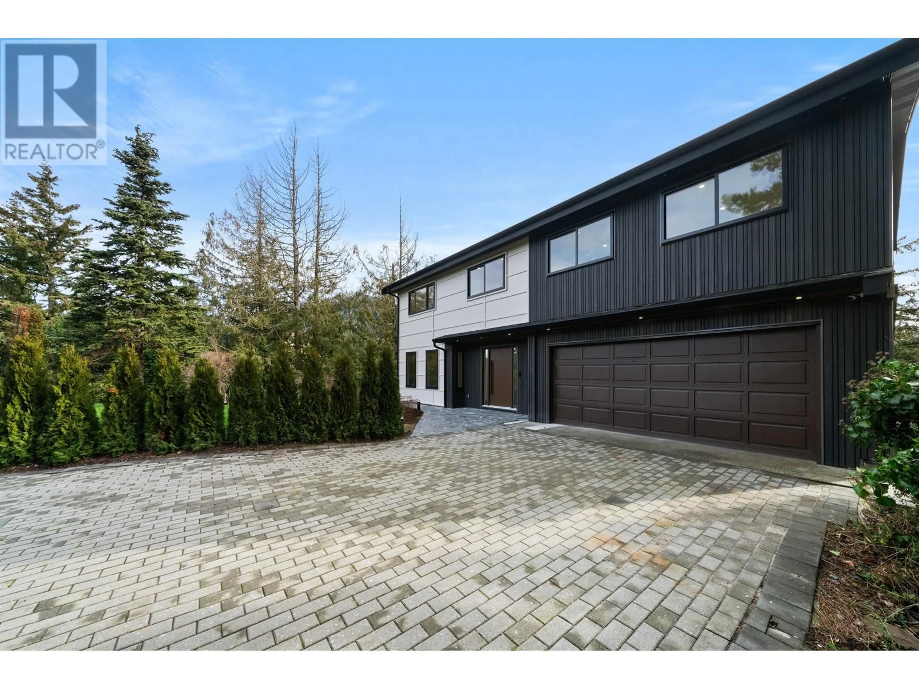 Home with brick exterior material, street for 6230 SUMMIT AVENUE, West Vancouver British Columbia V7W1Y2