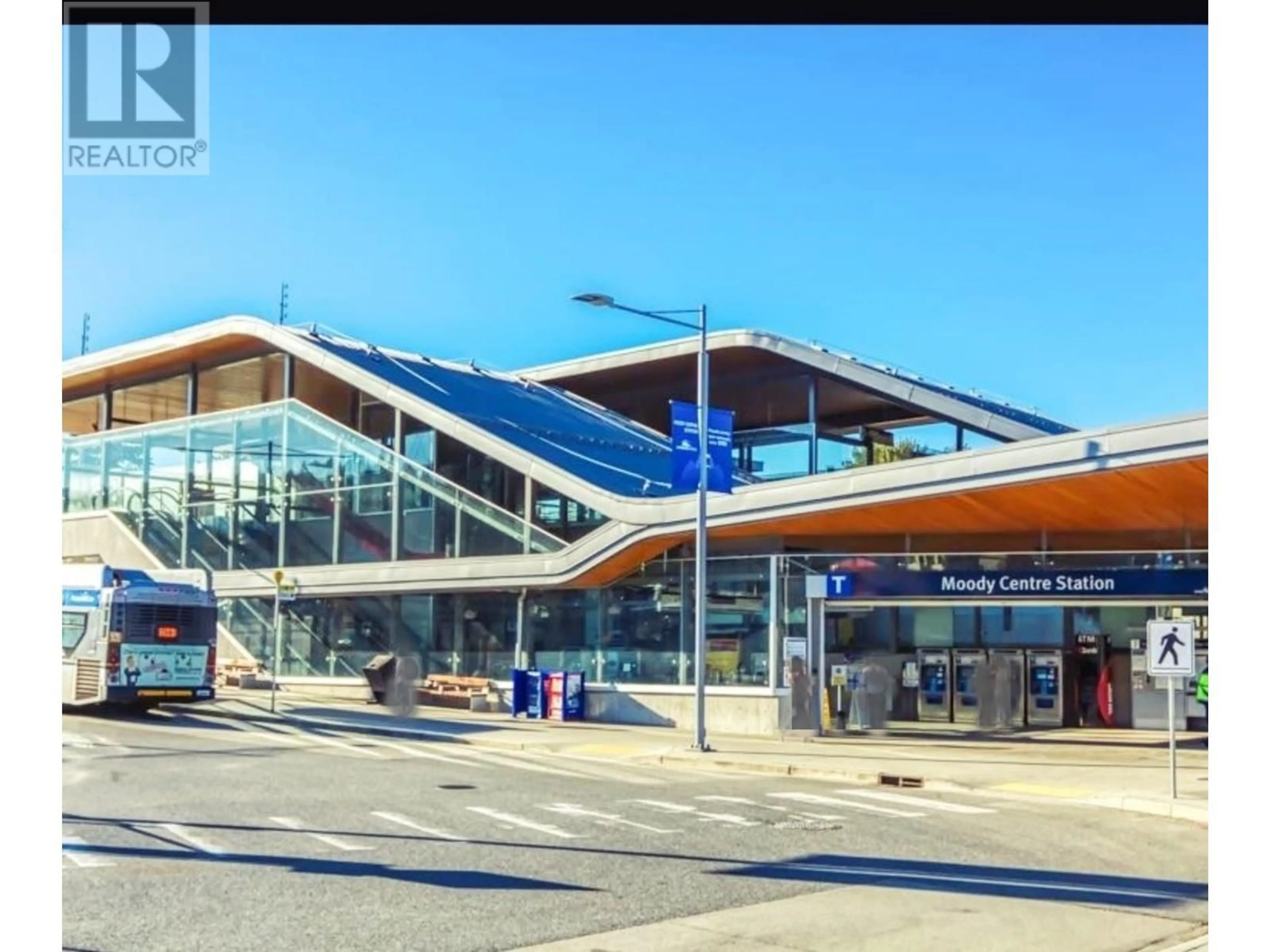 Indoor foyer for 108 - 200 KLAHANIE DRIVE, Port Moody British Columbia V3H5K7