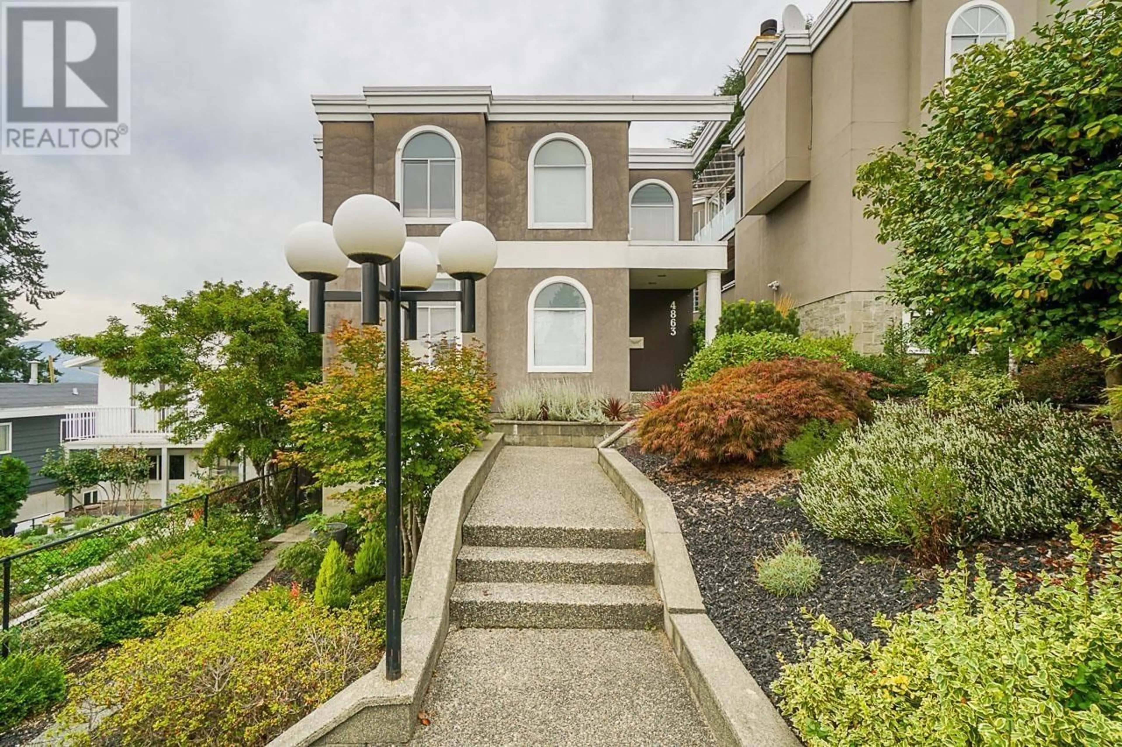 Unknown for 4863 CAMBRIDGE STREET, Burnaby British Columbia V5C1H9
