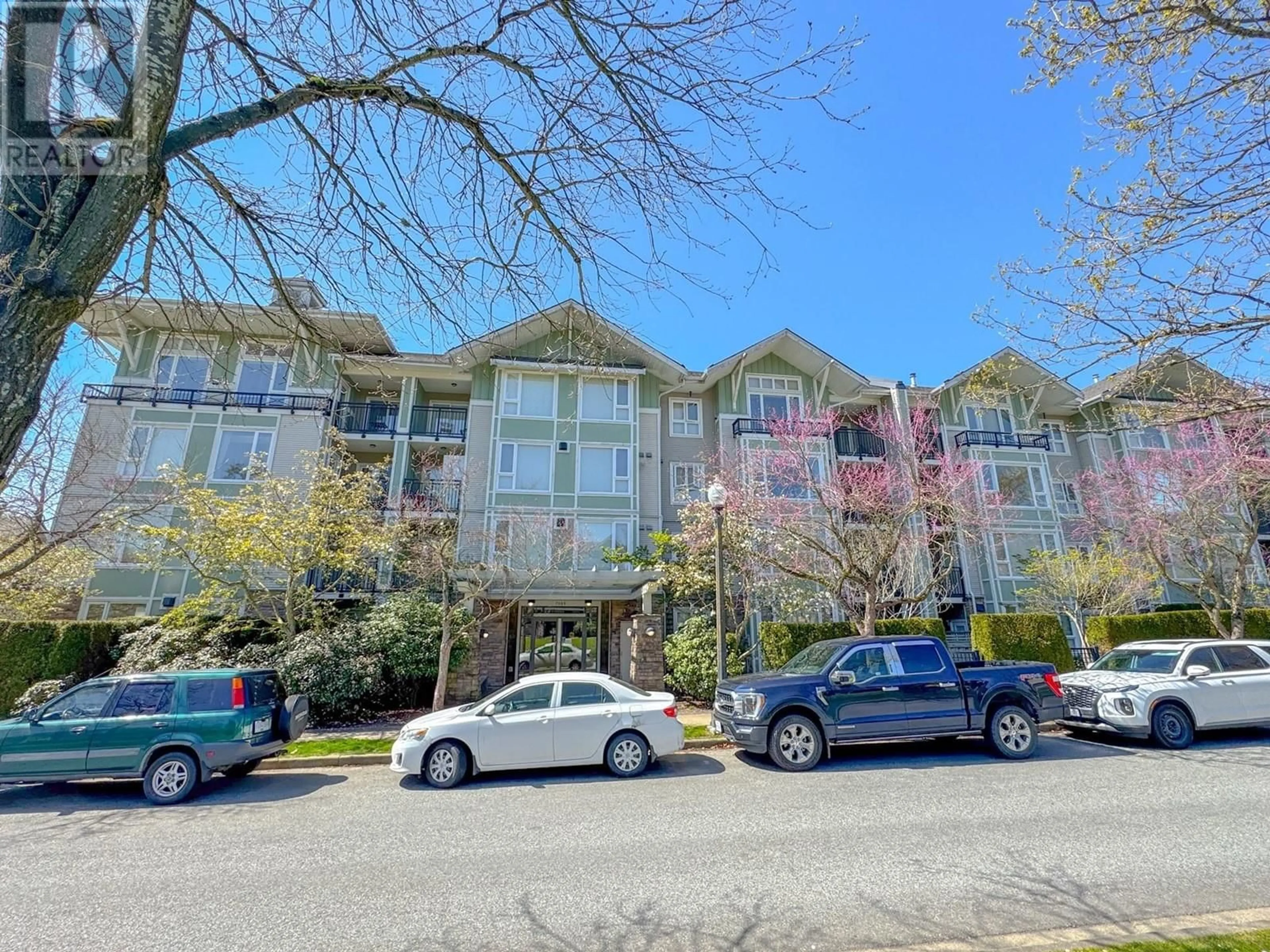 Unknown for 104 - 7089 MONT ROYAL SQUARE, Vancouver British Columbia V5S4W6