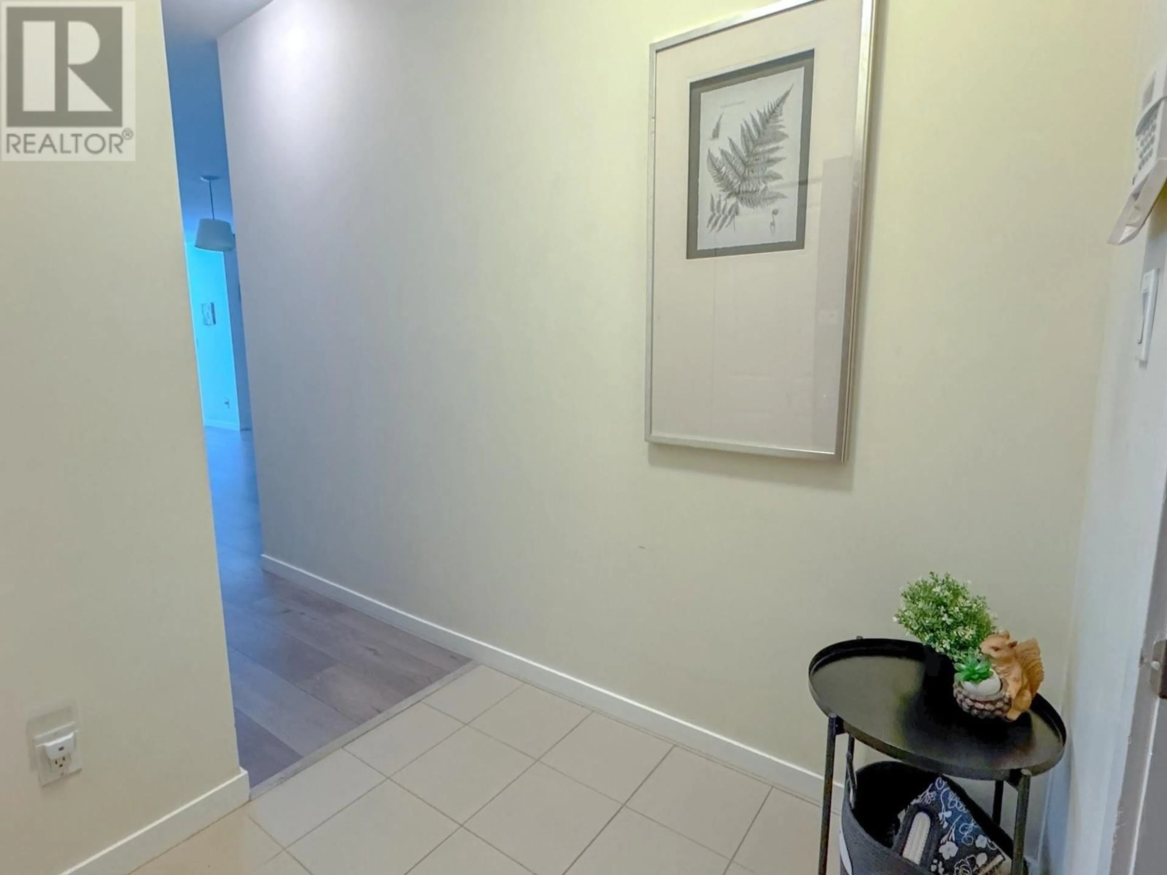 Unknown for 104 - 7089 MONT ROYAL SQUARE, Vancouver British Columbia V5S4W6