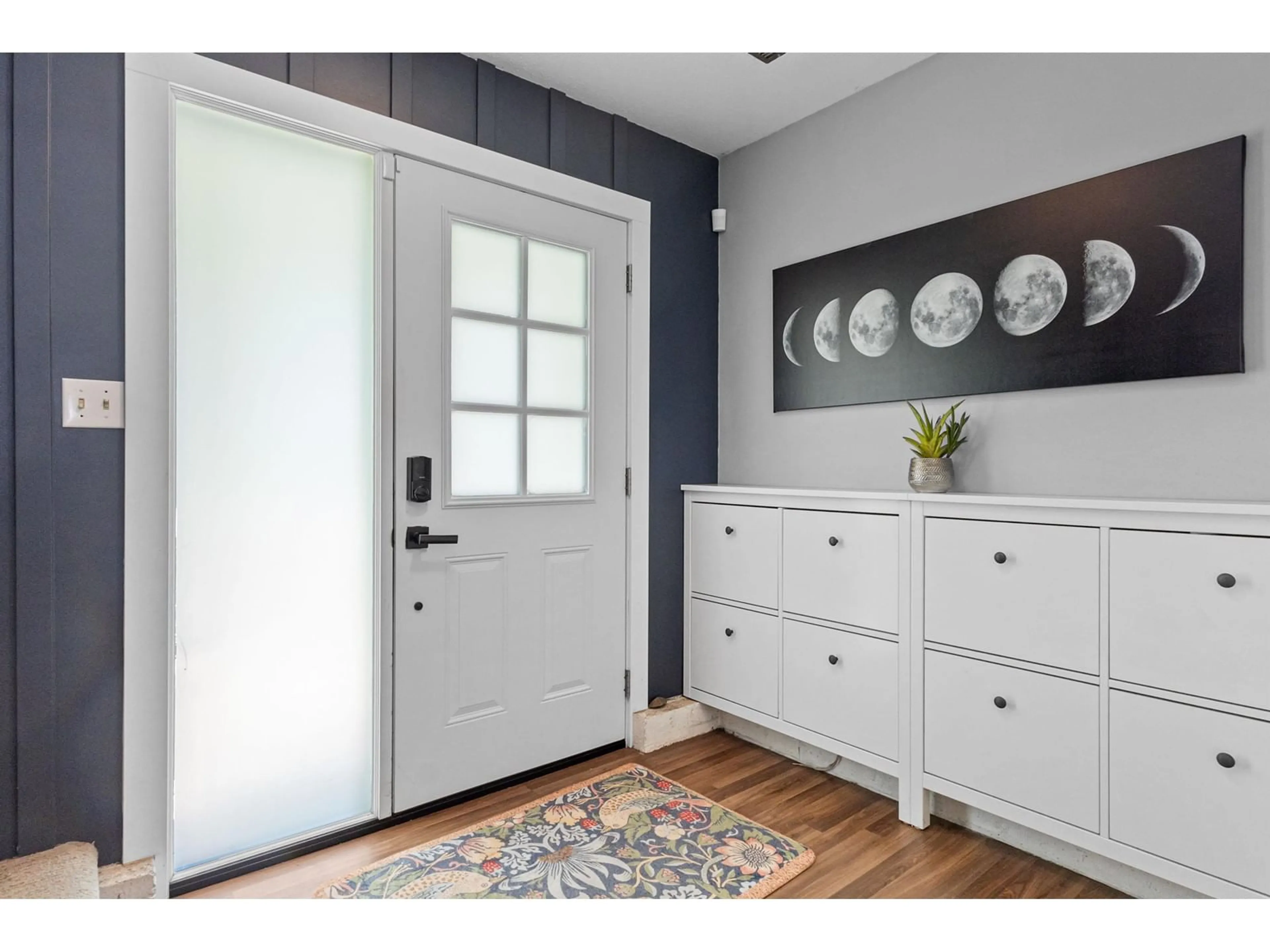 Indoor entryway for 21322 MALLARD DRIVE, Hope British Columbia V0X1L1