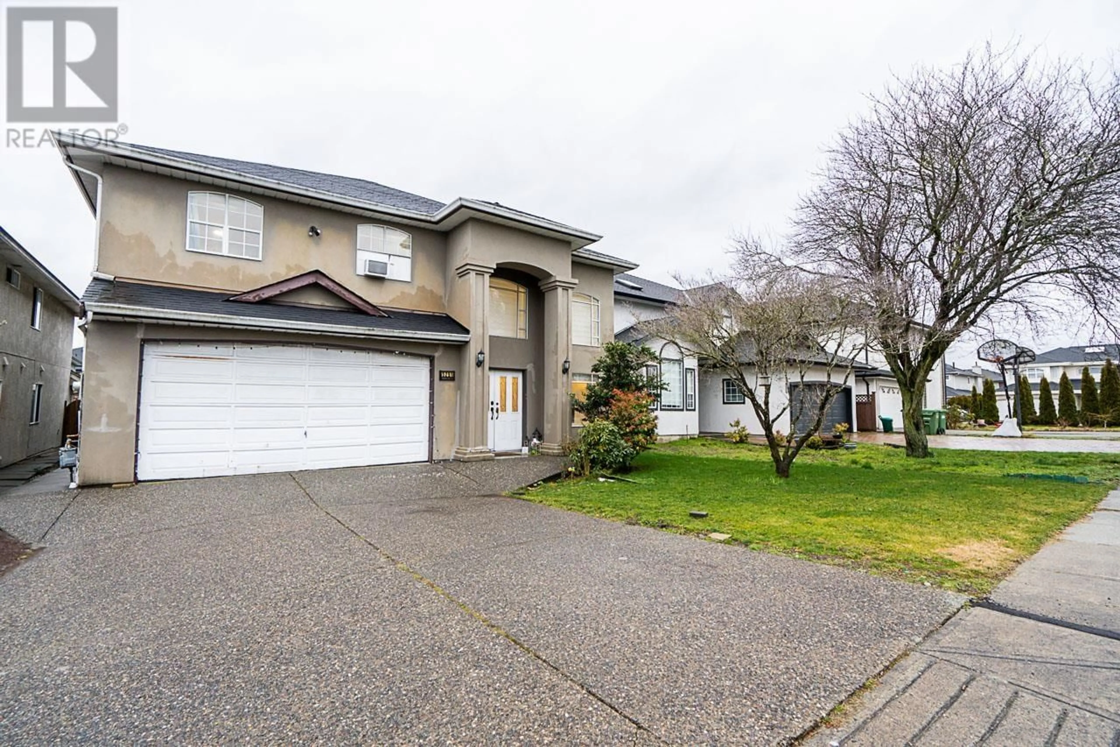 A pic from outside/outdoor area/front of a property/back of a property/a pic from drone, street for 5251 BROCK STREET, Richmond British Columbia V6V2R1