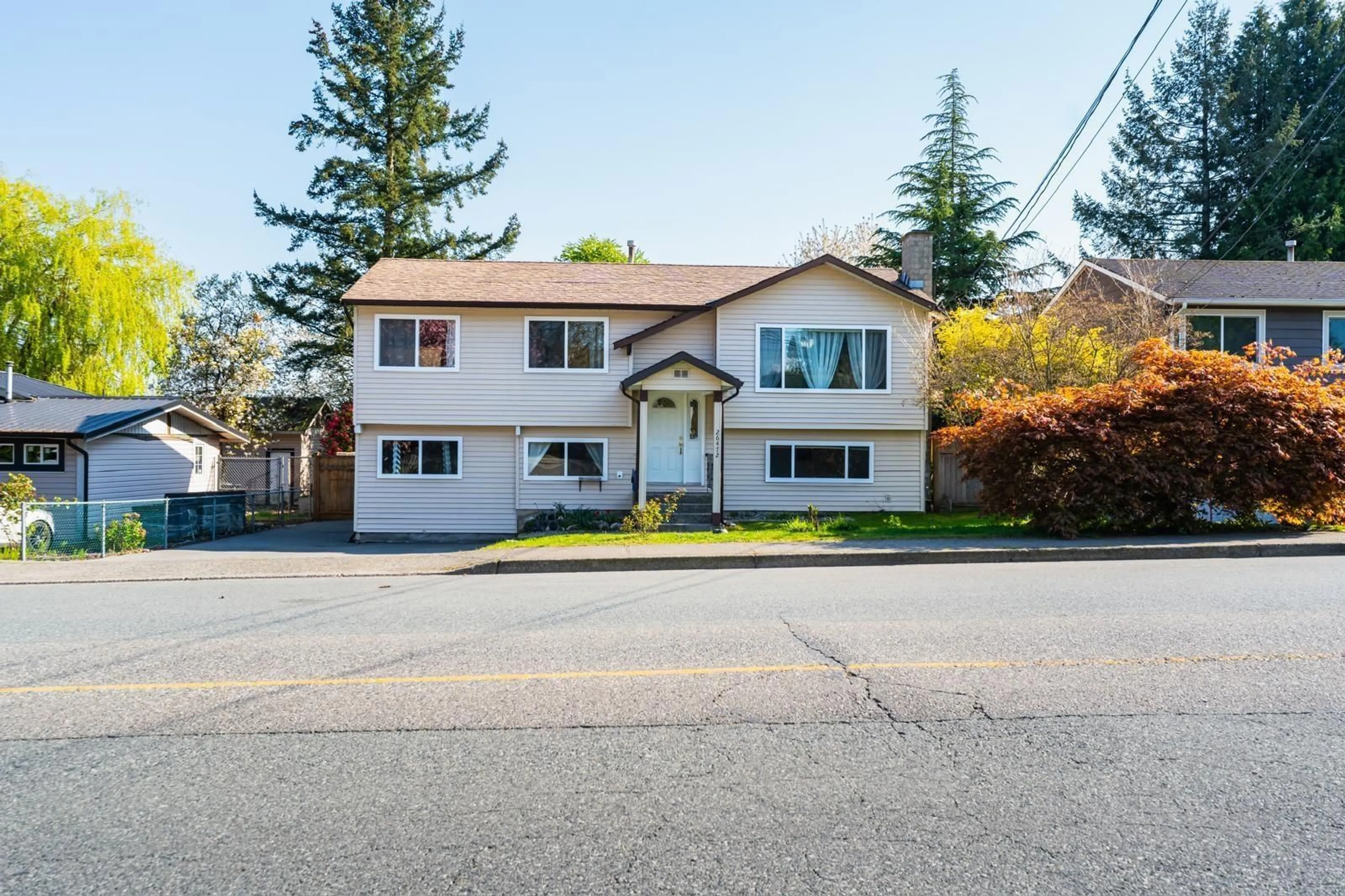 Home with vinyl exterior material, street for 26472 29, Langley British Columbia V4W3A9