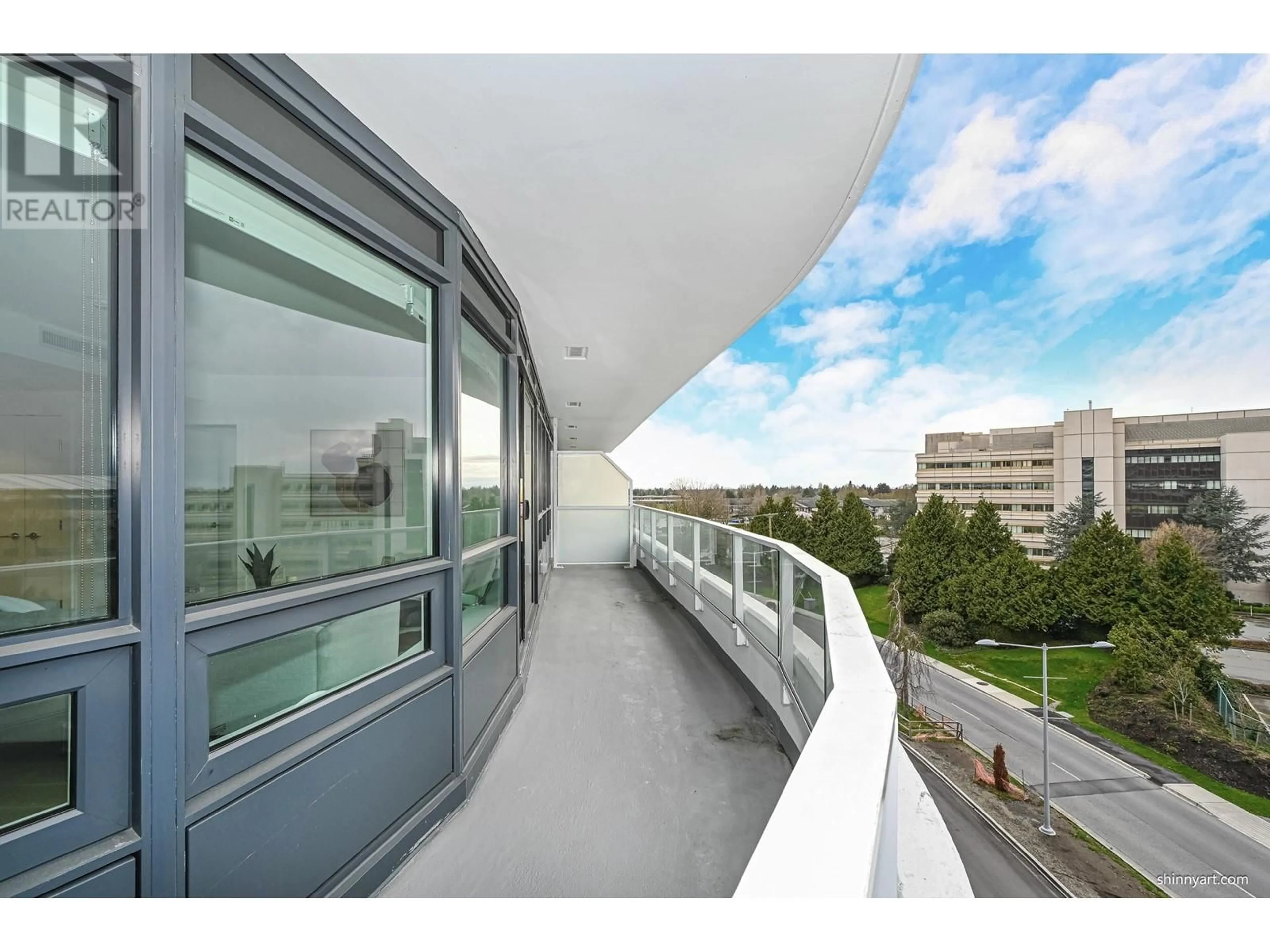 Balcony in the apartment, city buildings view from balcony for 1709 - 5788 GILBERT ROAD, Richmond British Columbia V7C0G1