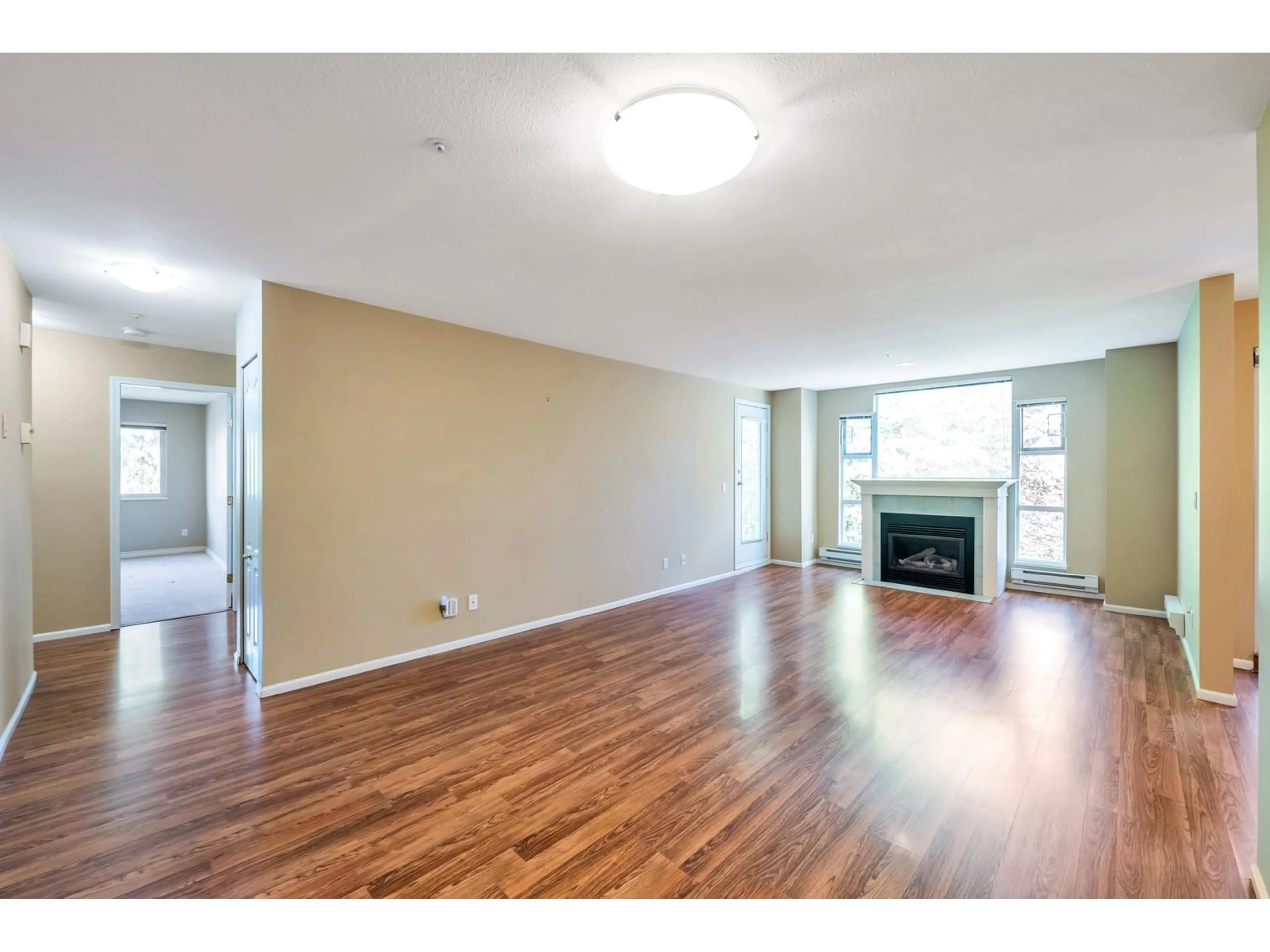 A pic of a room for 308 - 2963 NELSON, Abbotsford British Columbia V2S7L6