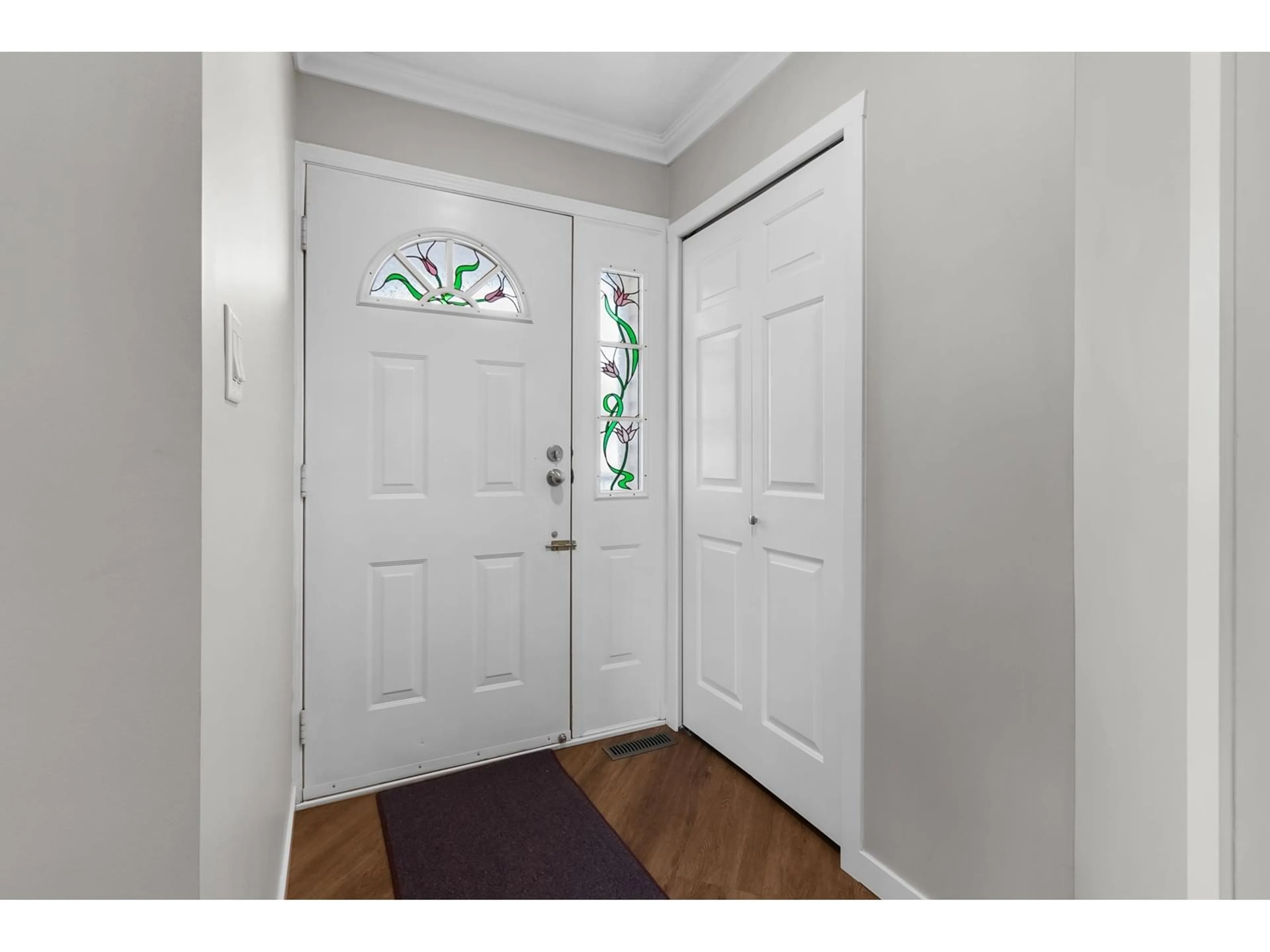 Indoor entryway for 603 - 21937 48, Langley British Columbia V3A8C3