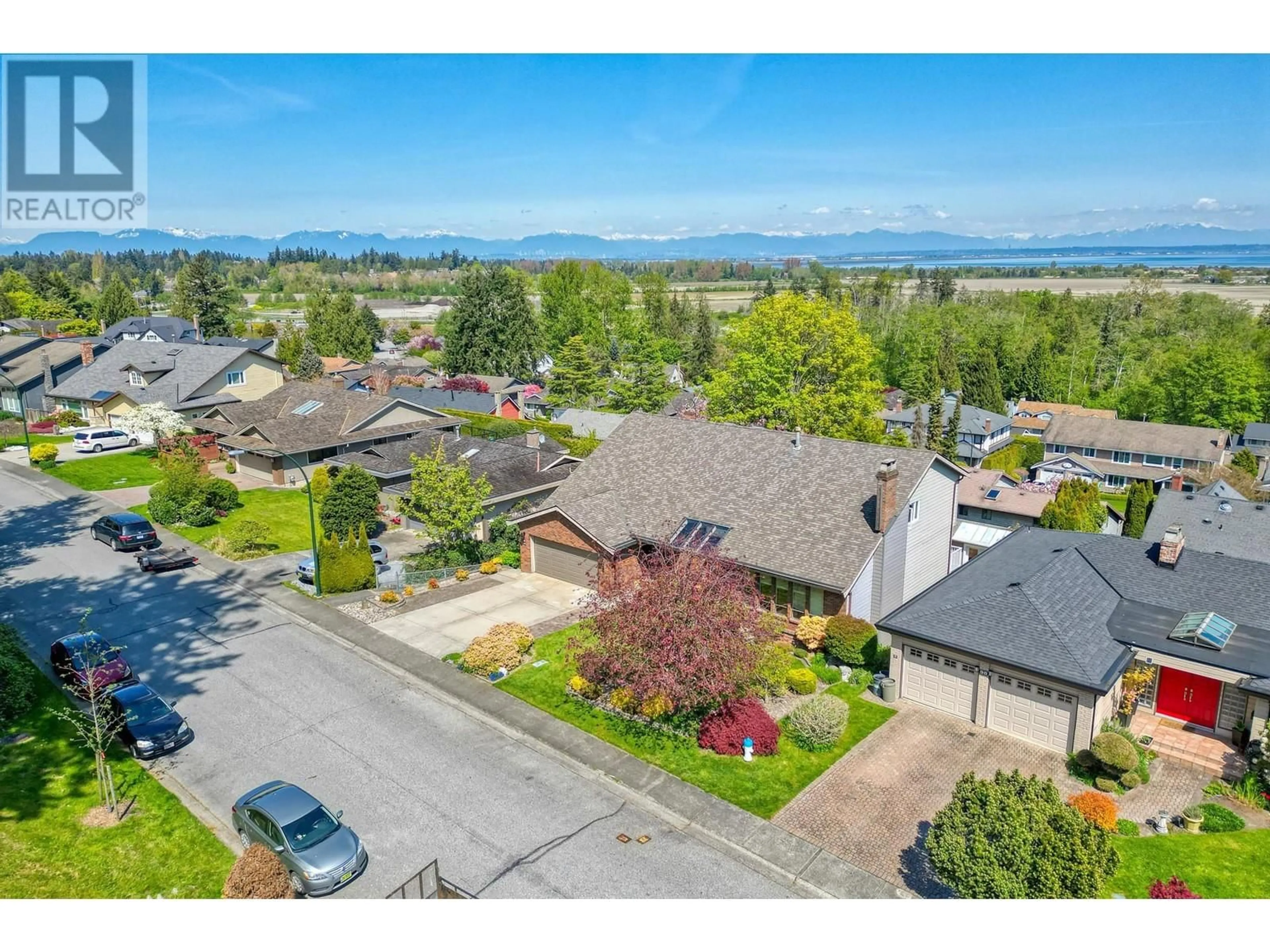 A pic from outside/outdoor area/front of a property/back of a property/a pic from drone, unknown for 104 WOODLAND DRIVE, Delta British Columbia V4L2C1
