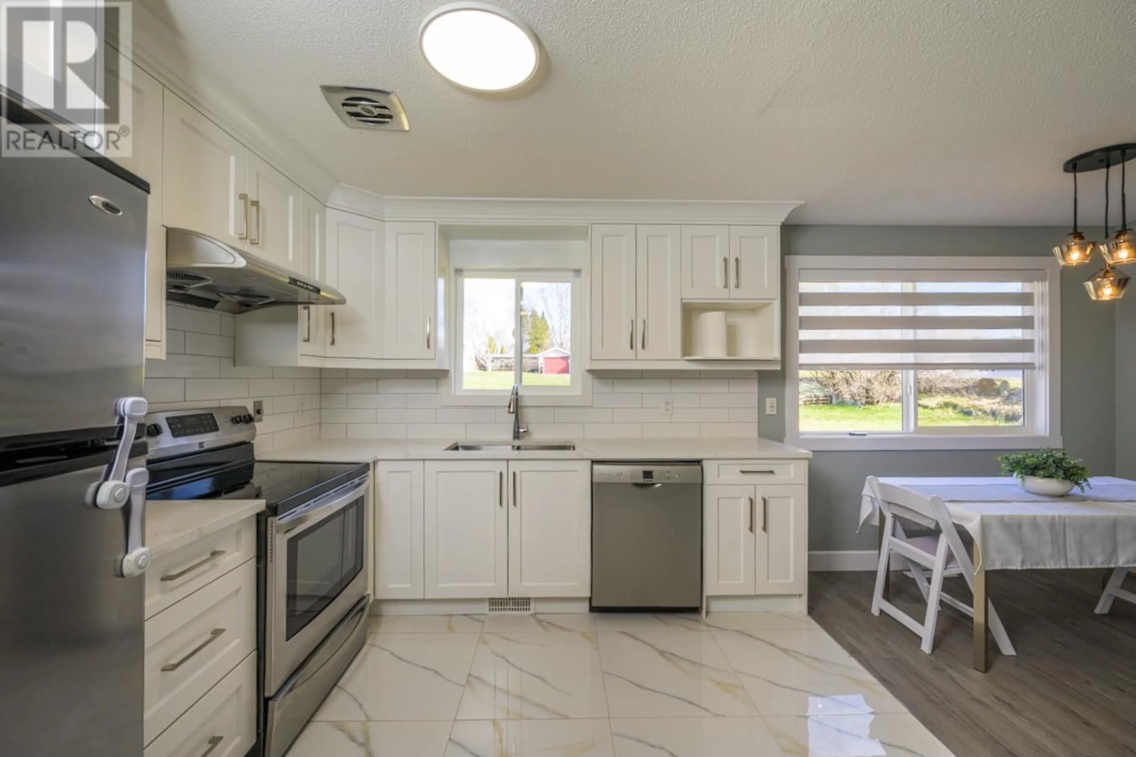 Standard kitchen, ceramic/tile floor for 2709 PETERSEN ROAD, Prince George British Columbia V2N1P1