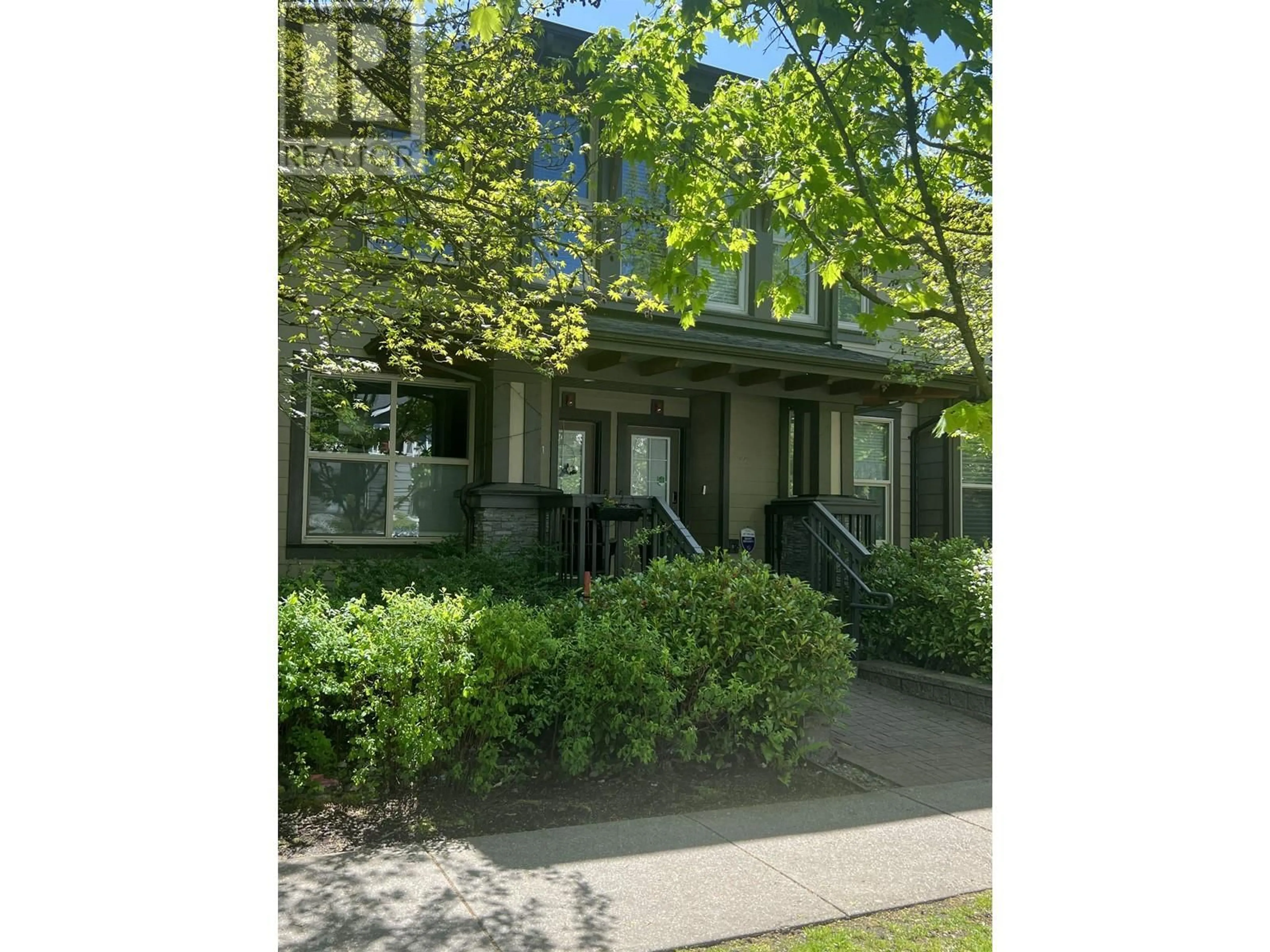 Unknown for 319 15 STREET, North Vancouver British Columbia V7L2R6