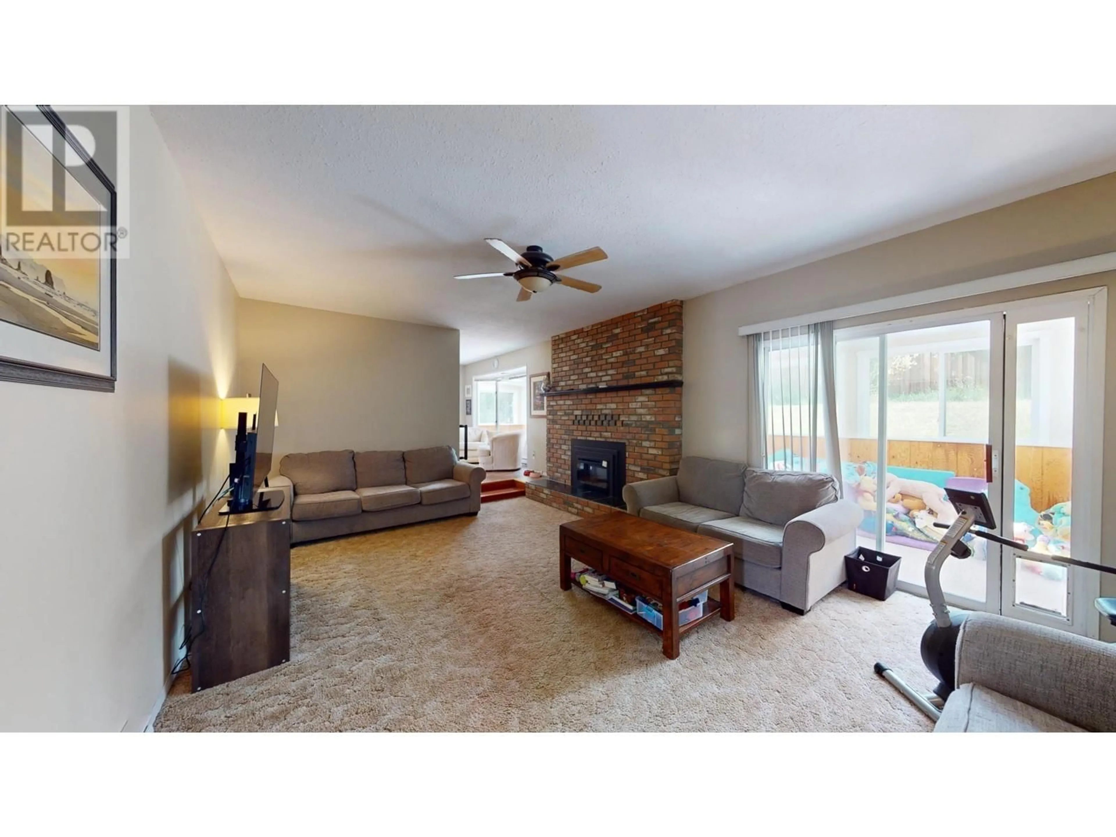 Living room with furniture, unknown for 891 FUNN STREET, Quesnel British Columbia V2J5B2