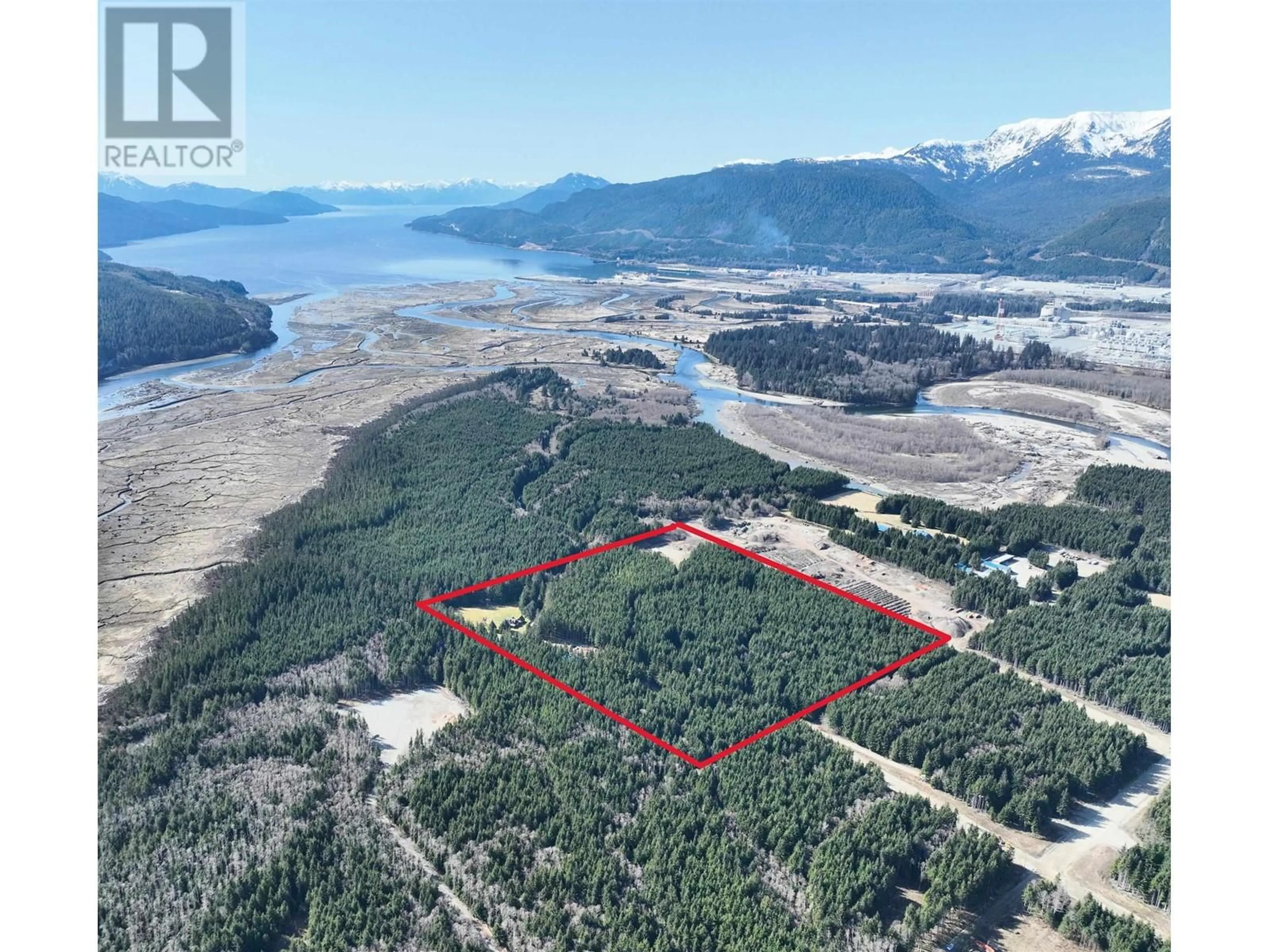 A pic from outside/outdoor area/front of a property/back of a property/a pic from drone, water/lake/river/ocean view for 499 QUATSINO BOULEVARD, Kitimat British Columbia V8C2G6