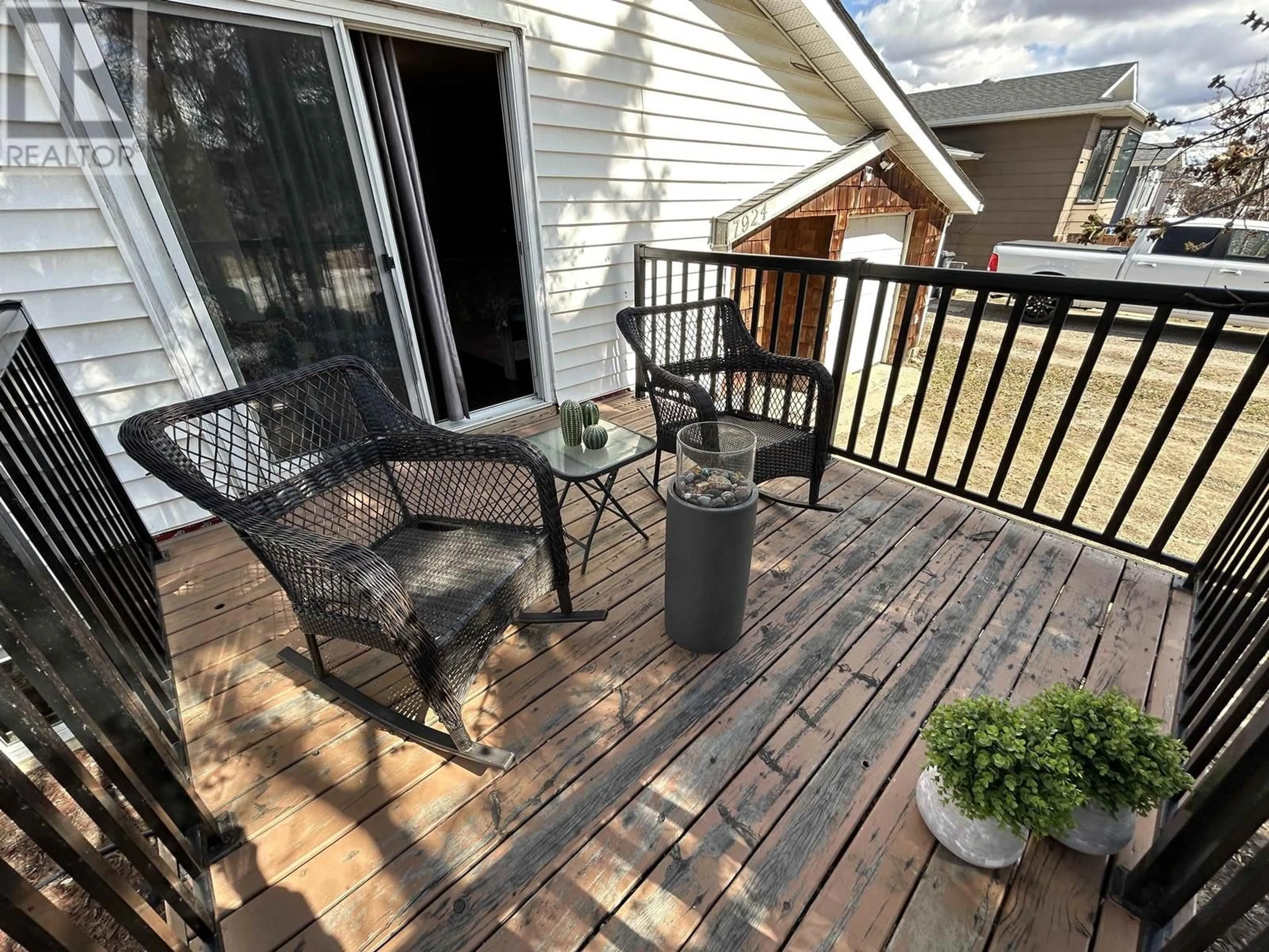 Patio, water/lake/river/ocean view for 7924 95 AVENUE, Fort St. John British Columbia V1J1G6
