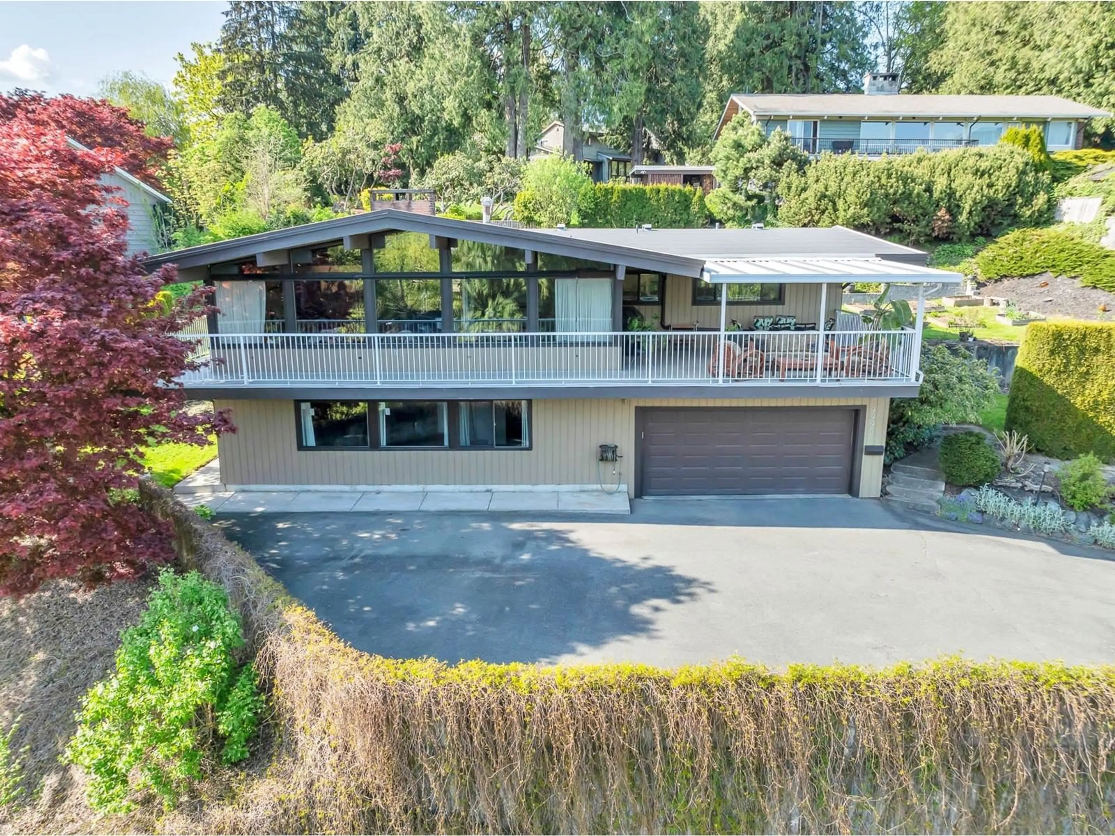 A pic from outside/outdoor area/front of a property/back of a property/a pic from drone, unknown for 9995 KENSWOOD DRIVE, Chilliwack British Columbia V2P7N5