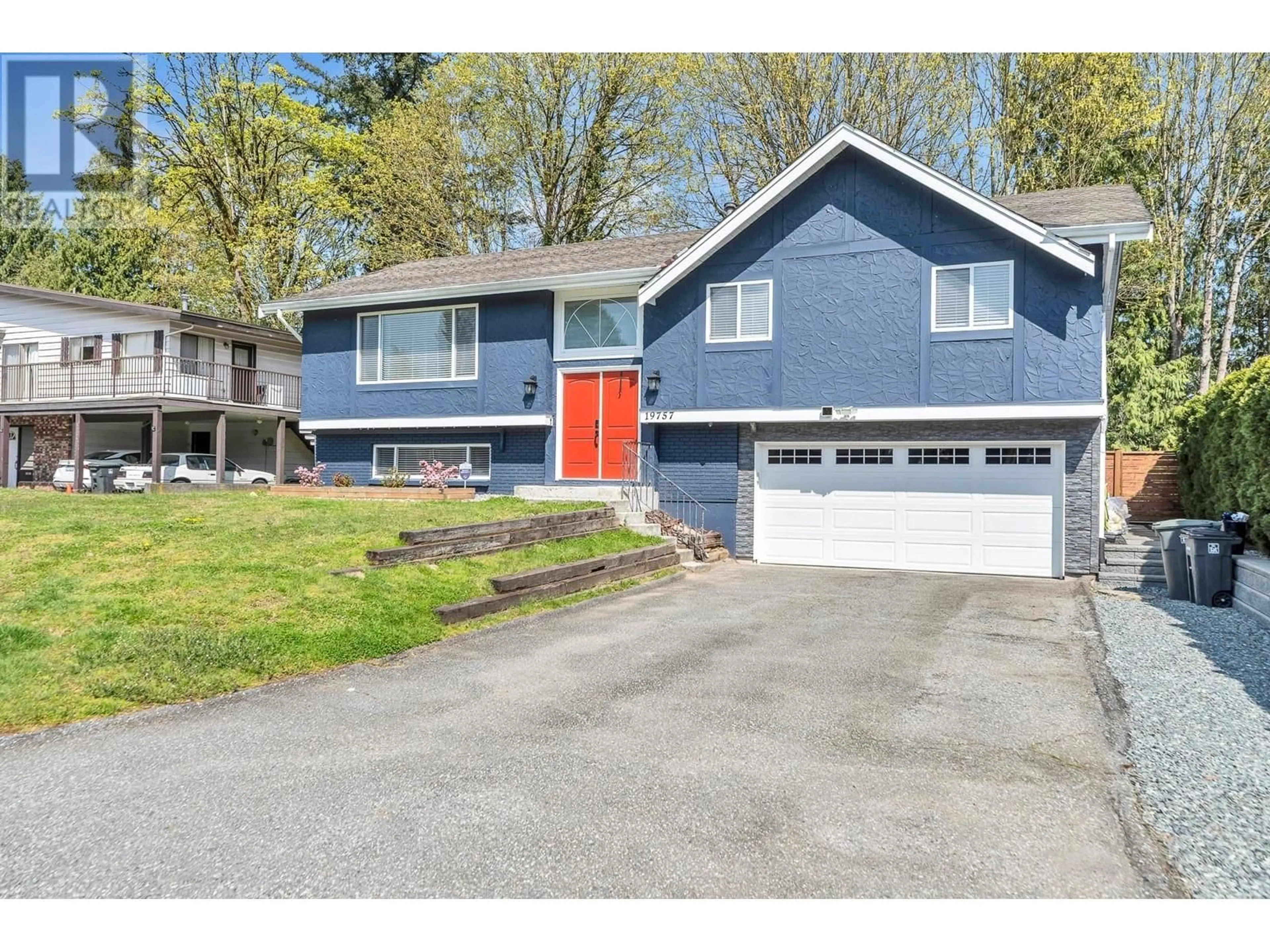 Home with vinyl exterior material, street for 19757 116A AVENUE, Pitt Meadows British Columbia V3Y1N8