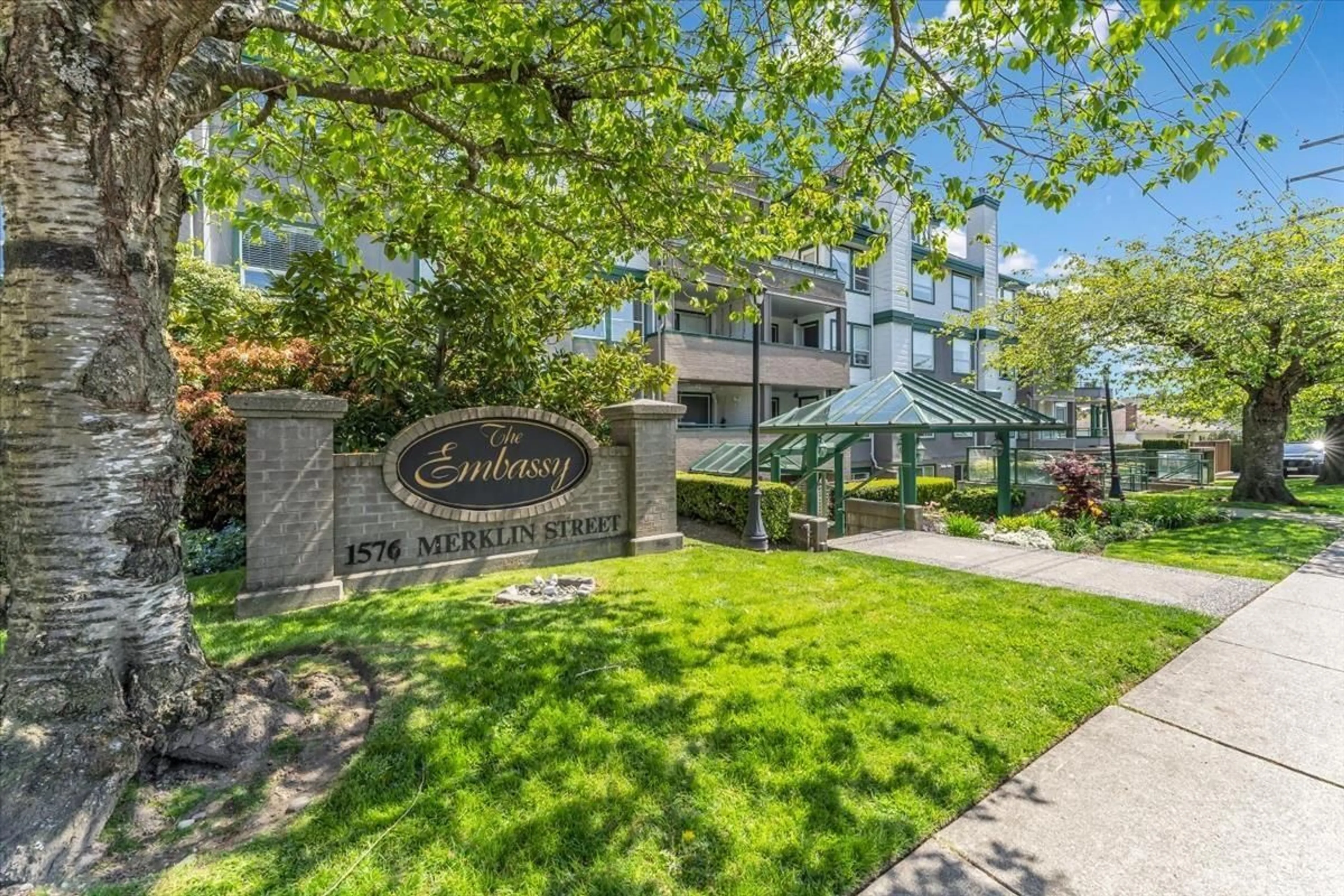 Unknown for 413 - 1576 MERKLIN, White Rock British Columbia V4B5K2
