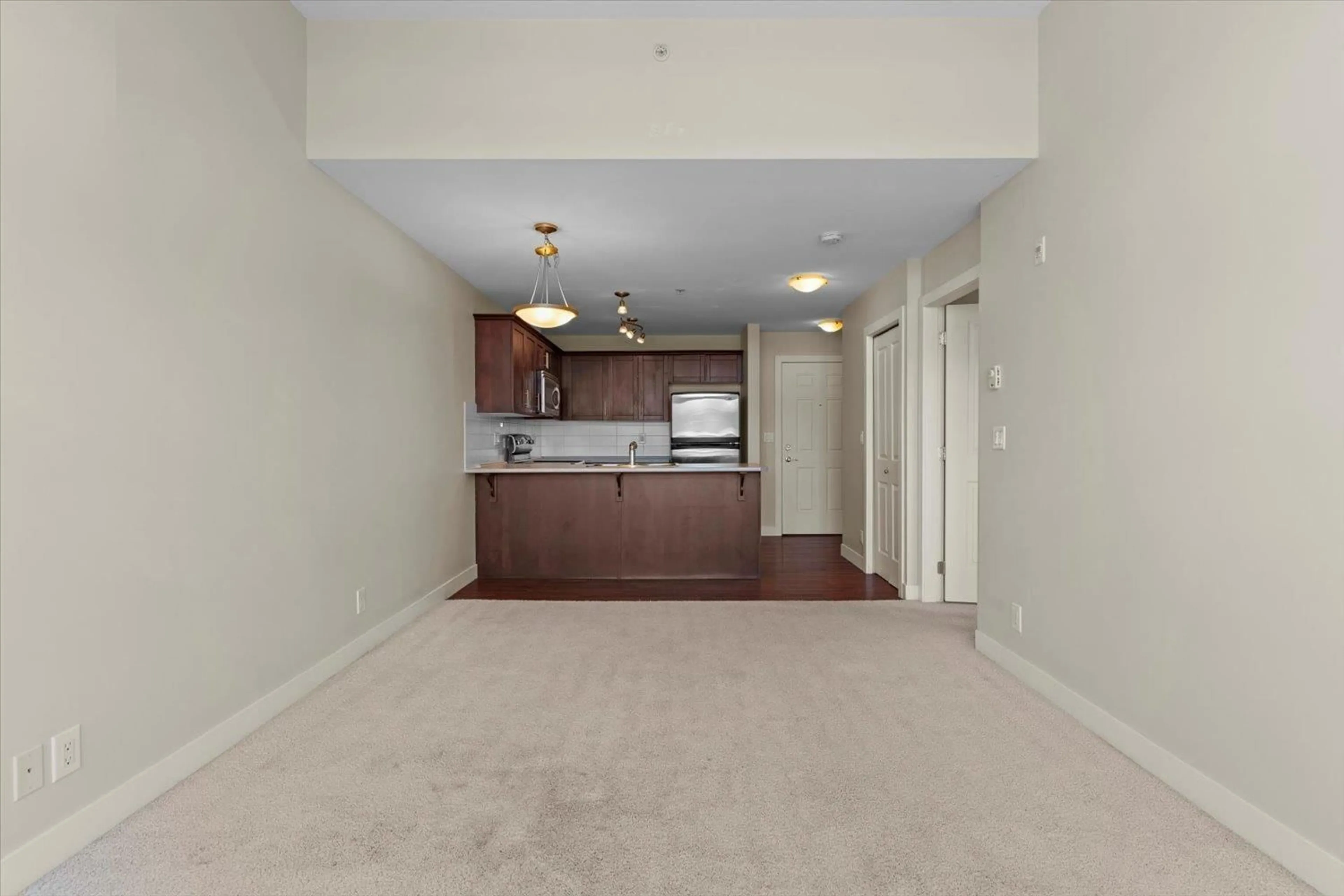 Unknown for 404 - 46289 YALE ROAD, Chilliwack British Columbia V2P0B9