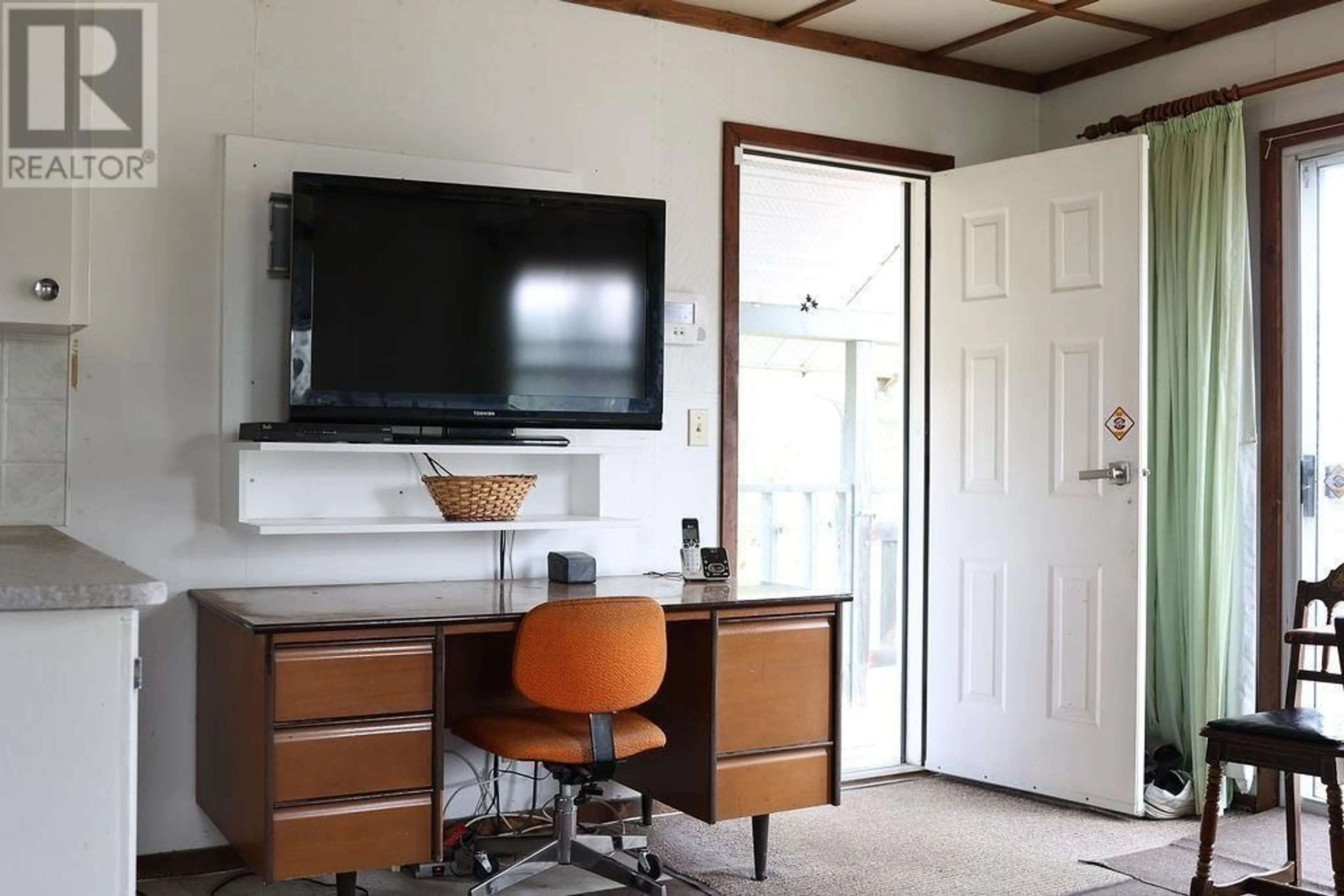 A pic of a room for 9005 BUCKHORN LAKE ROAD, Prince George British Columbia V2N6B1