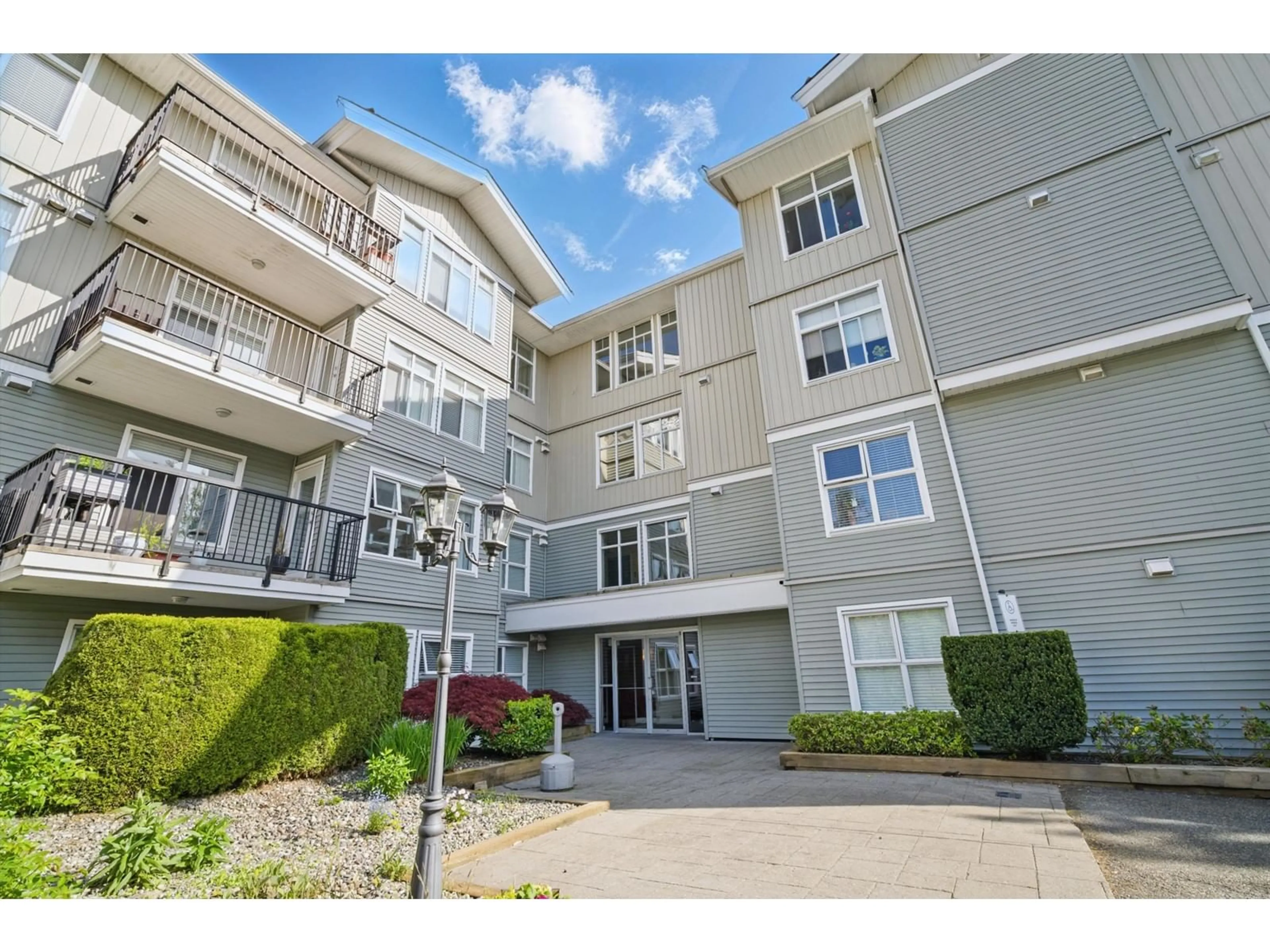 Unknown for 206 - 33255 OLD YALE, Abbotsford British Columbia V2S8R2