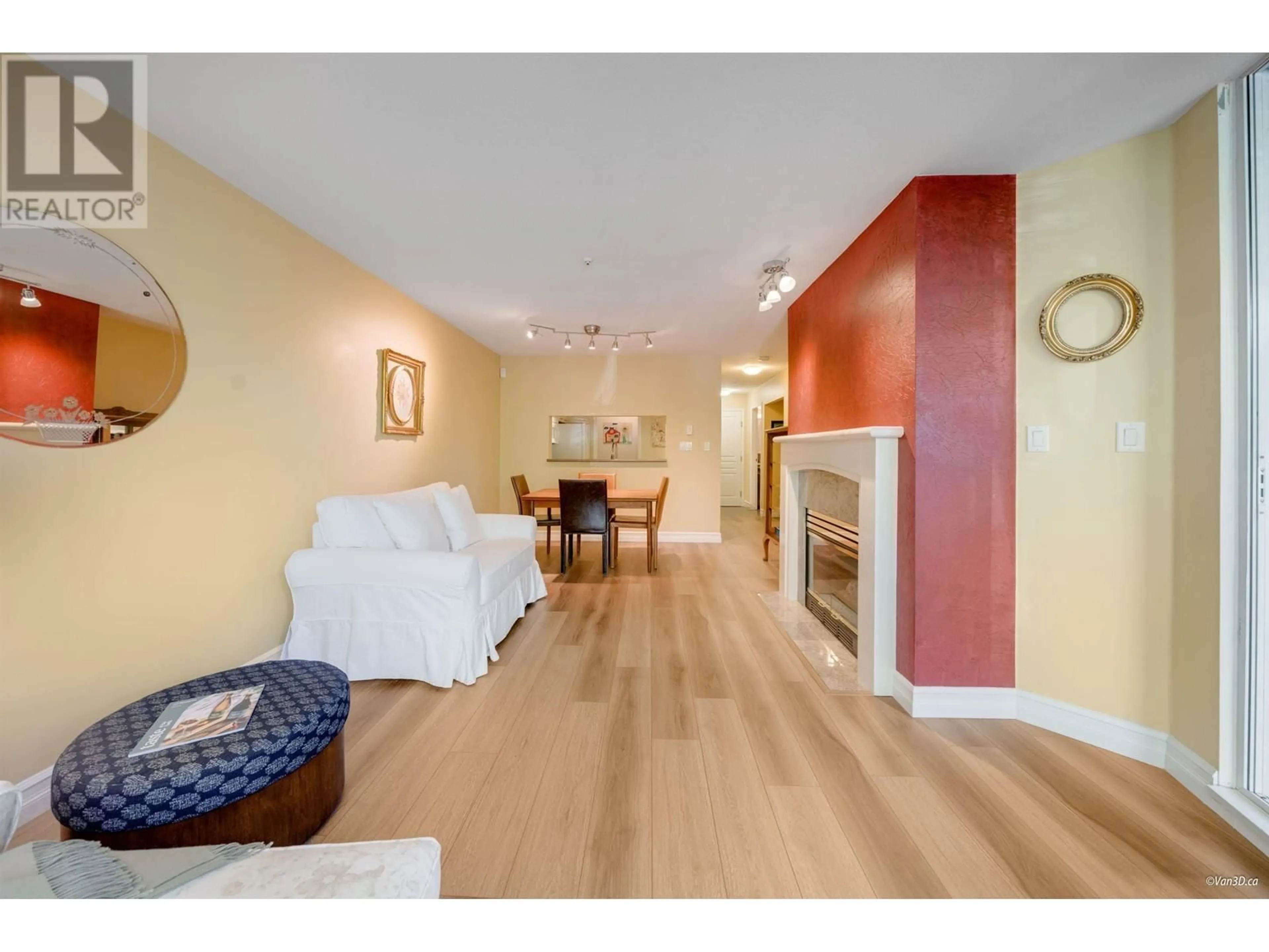 Unknown for 103 - 8460 JELLICOE STREET, Vancouver British Columbia V5S4S8