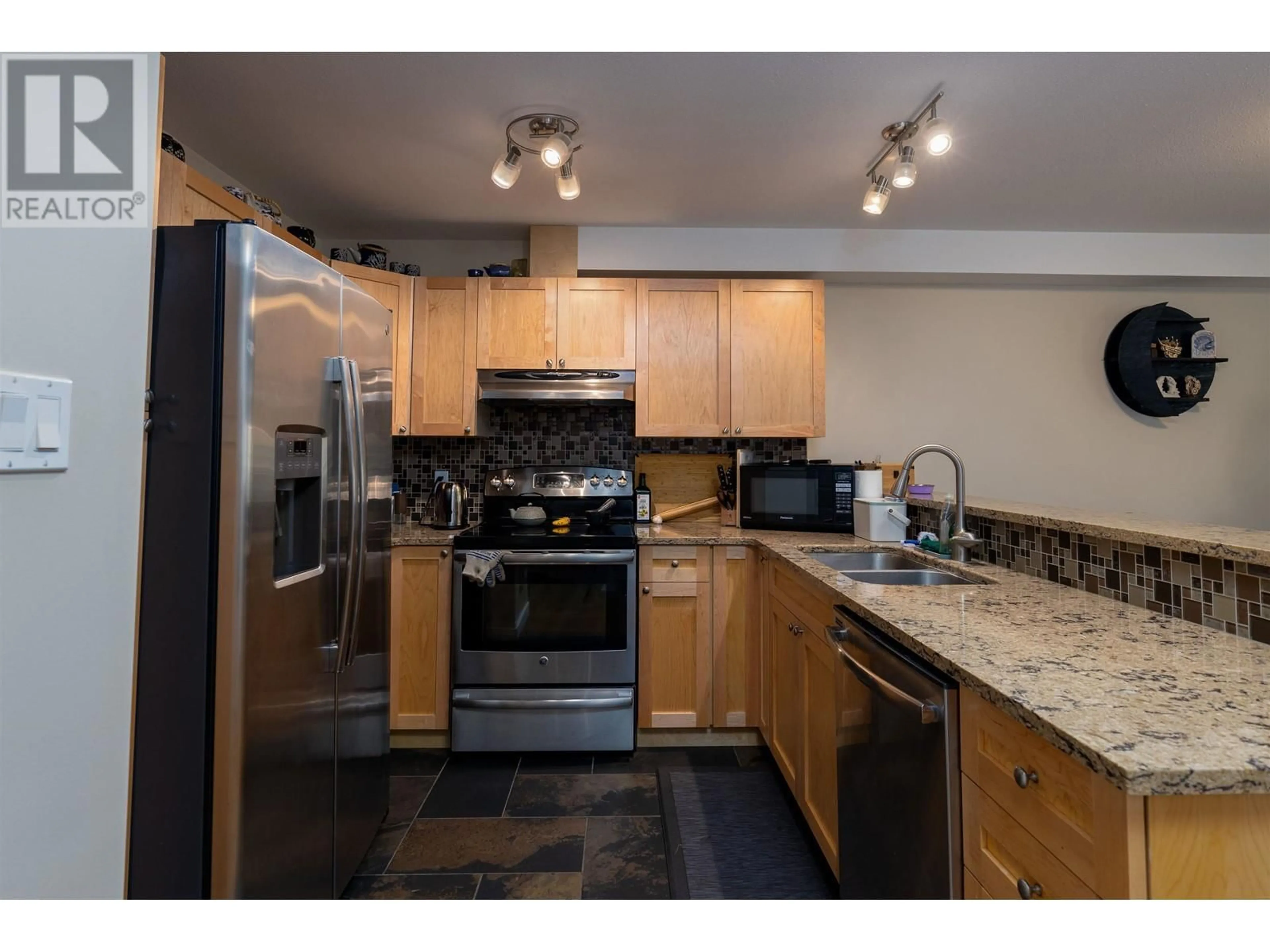 Standard kitchen, unknown for 107 - 4719 DAVIS AVENUE, Terrace British Columbia V8G1Y1