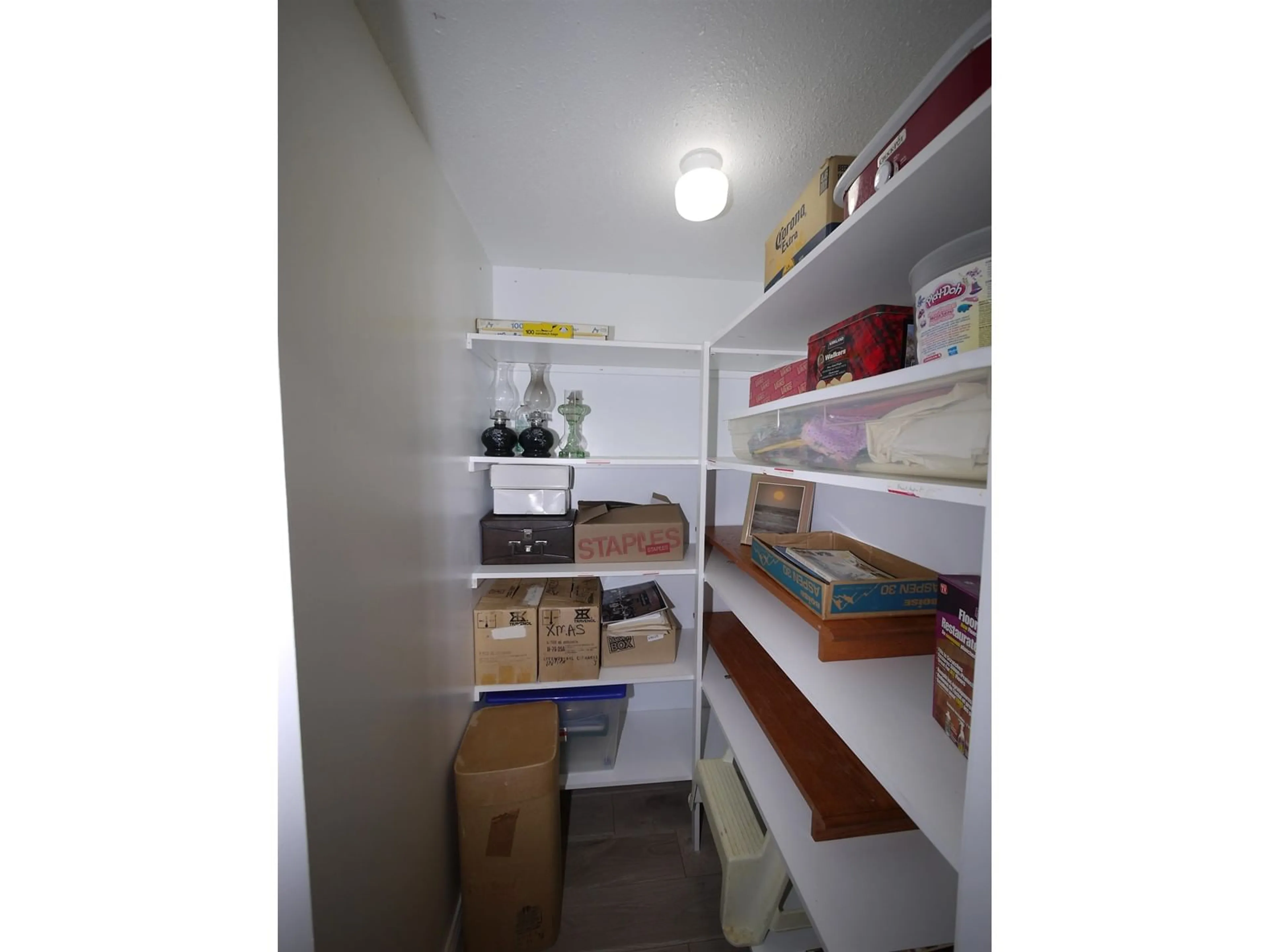 Storage room or clothes room or walk-in closet for 404 - 32110 TIMS, Abbotsford British Columbia V2T2H4