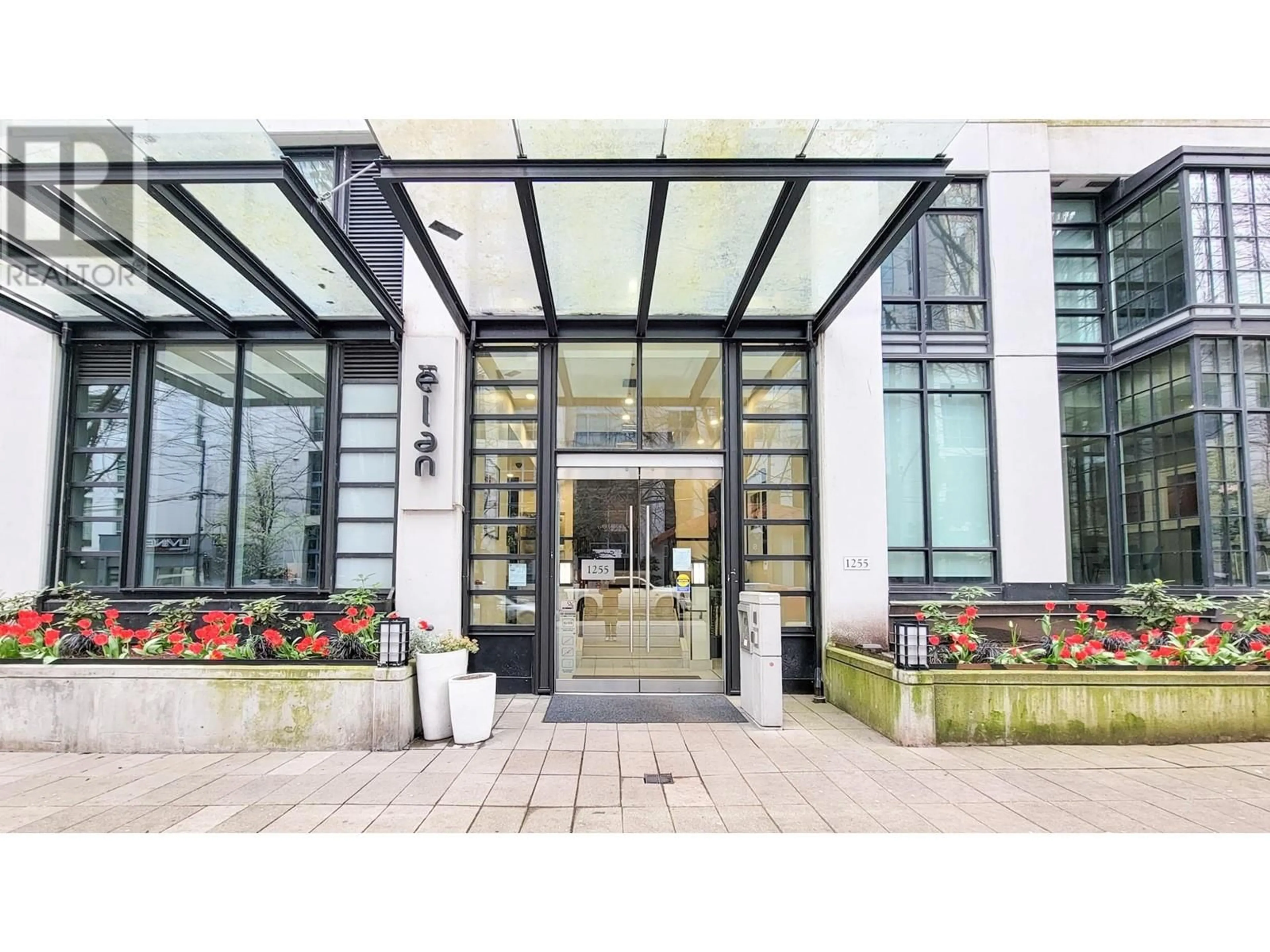Indoor foyer for 804 - 1255 SEYMOUR STREET, Vancouver British Columbia V6B0H1