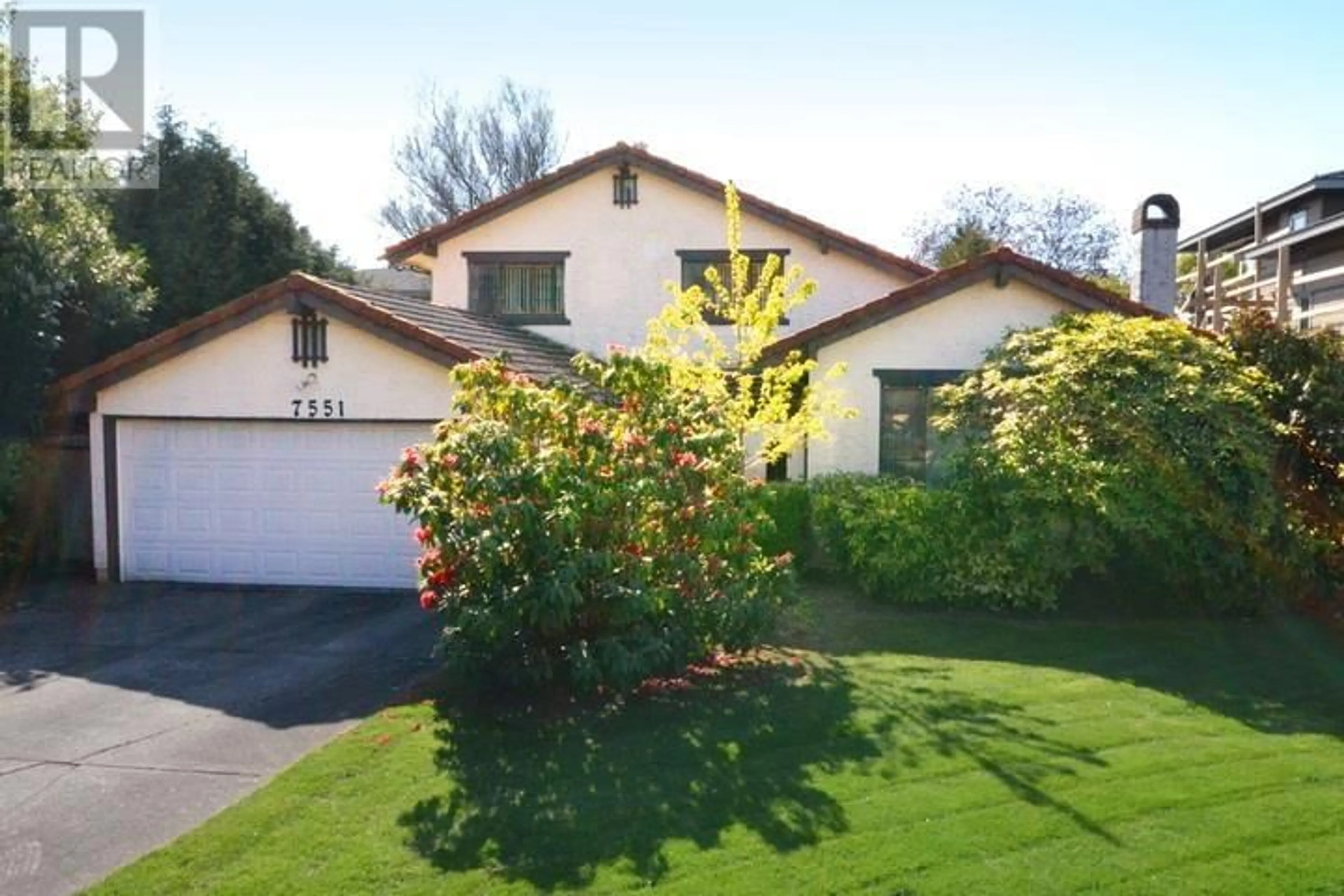 A pic from outside/outdoor area/front of a property/back of a property/a pic from drone, street for 7551 BARKERVILLE COURT, Richmond British Columbia V7A1K8
