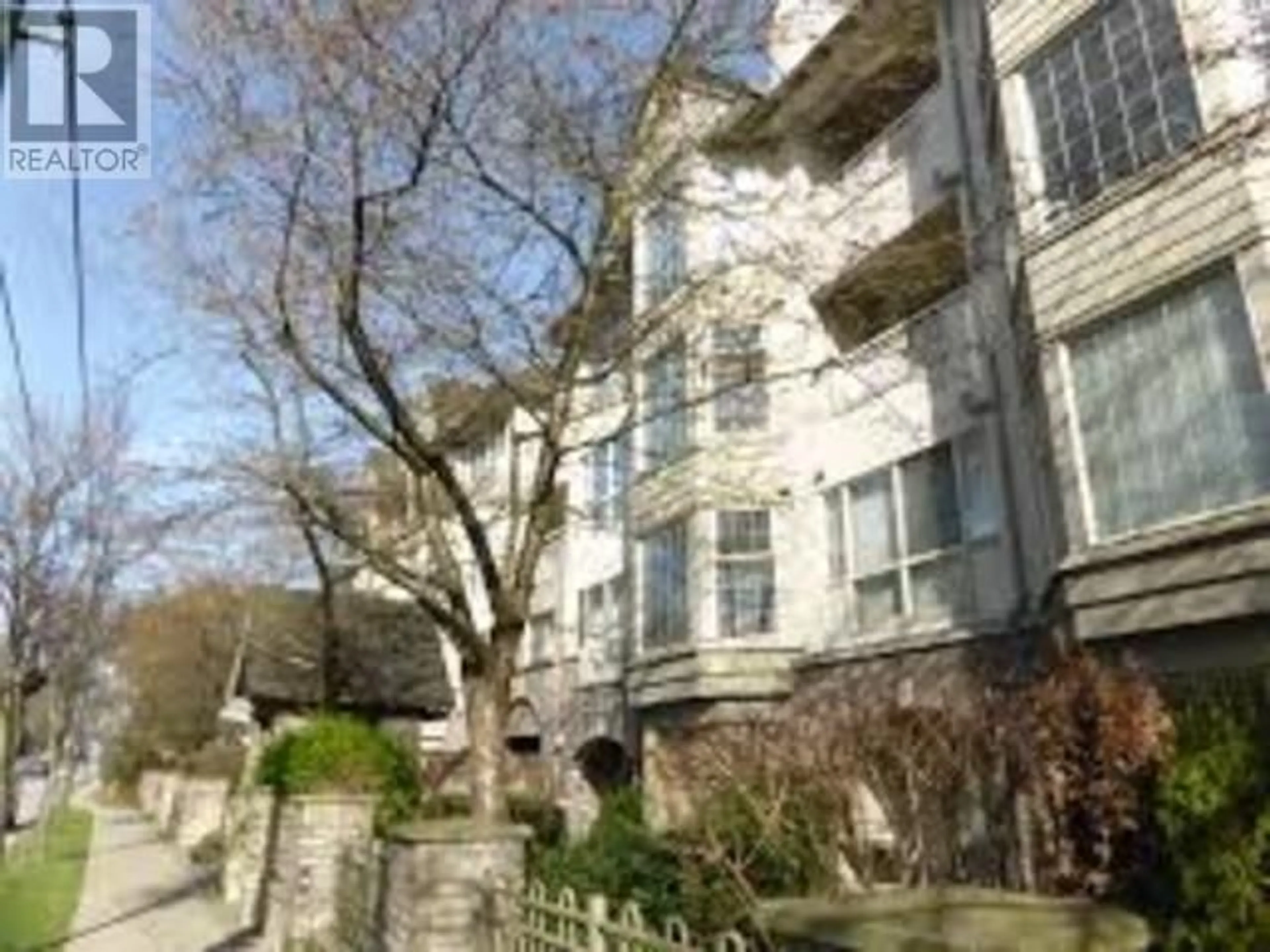 Unknown for 207 - 5650 OAK STREET, Vancouver British Columbia V6M2V6