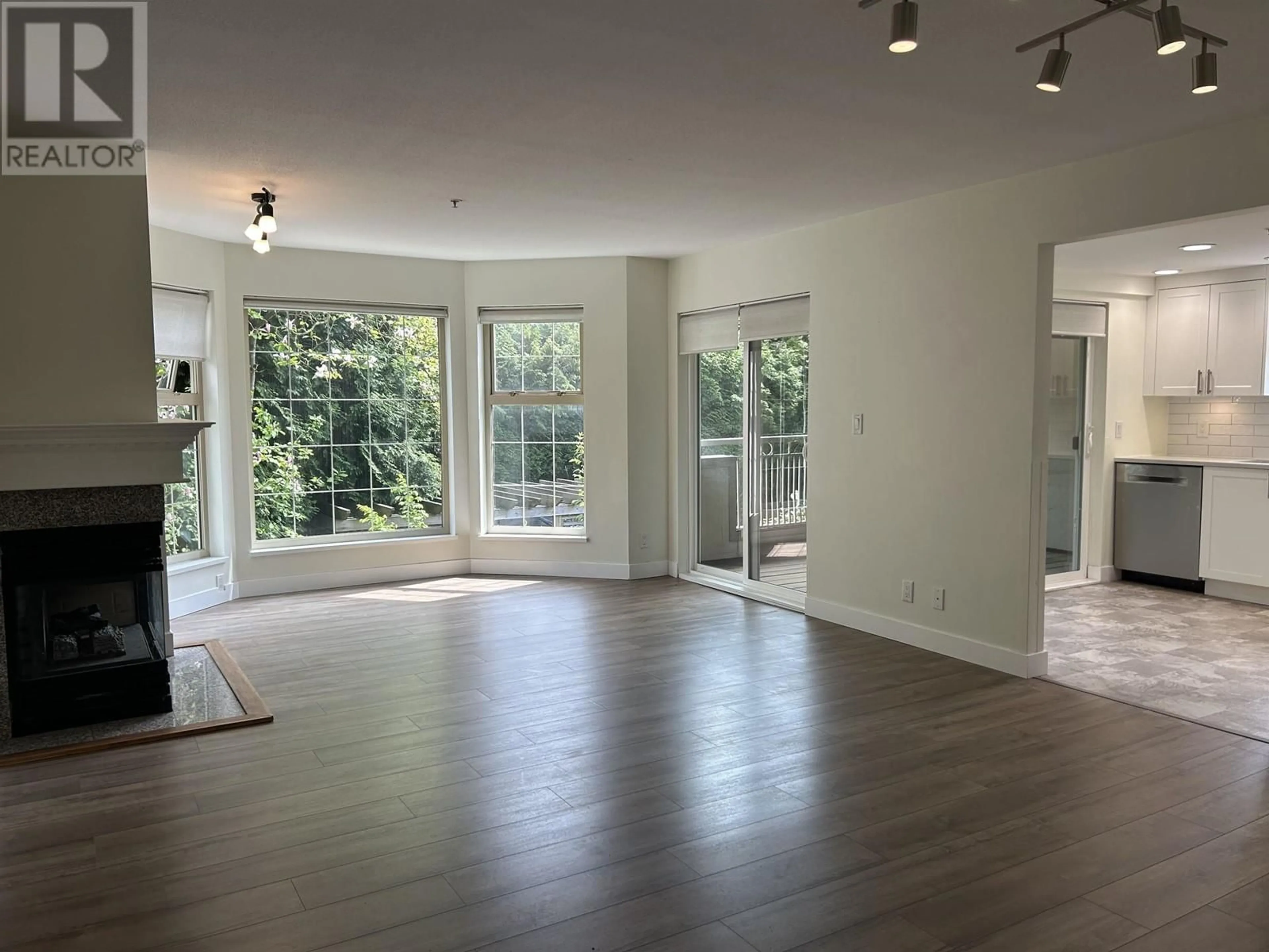 A pic of a room for 207 - 5650 OAK STREET, Vancouver British Columbia V6M2V6
